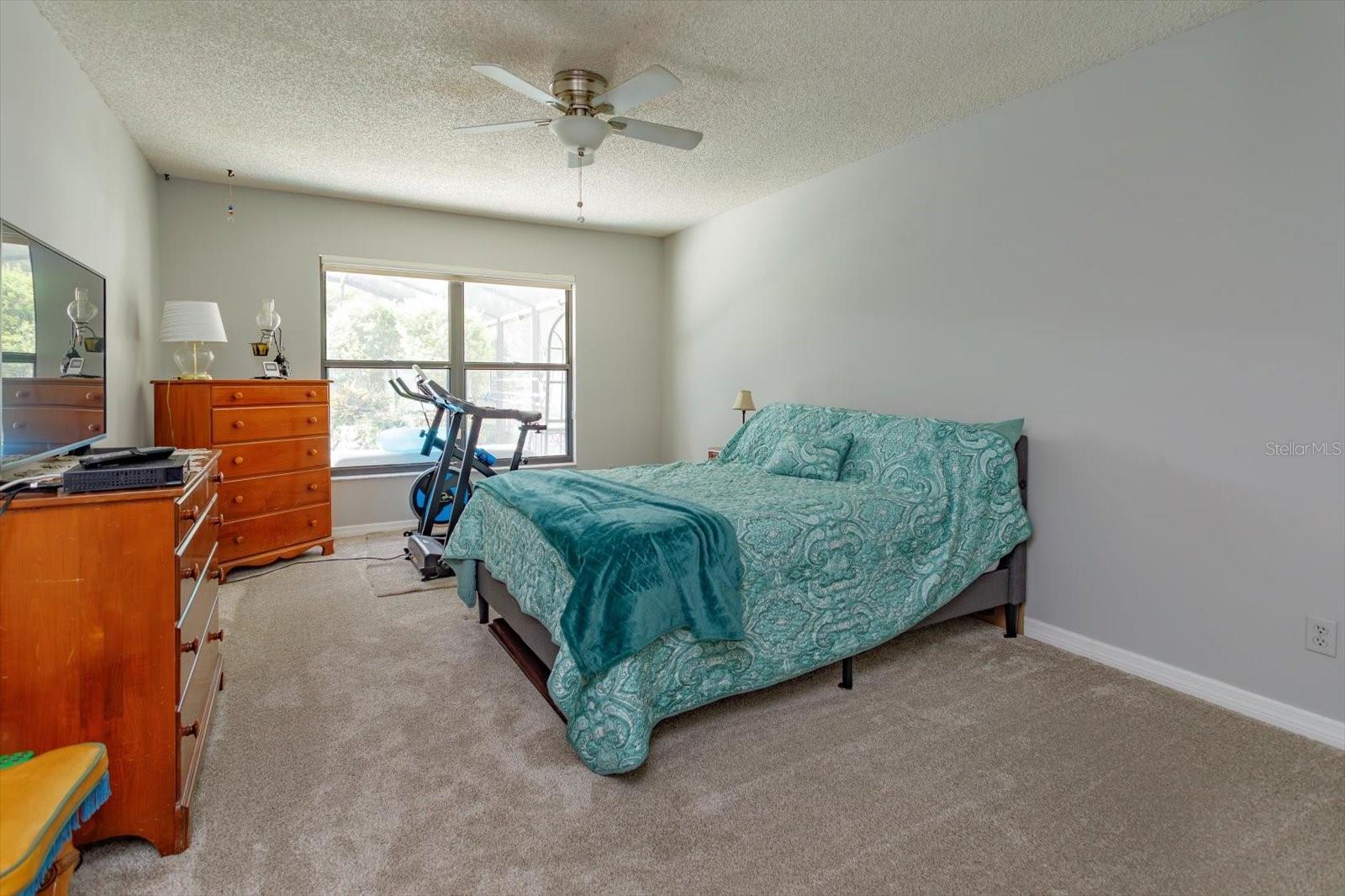 Image 18 of 26 For 11581 Darlington Drive