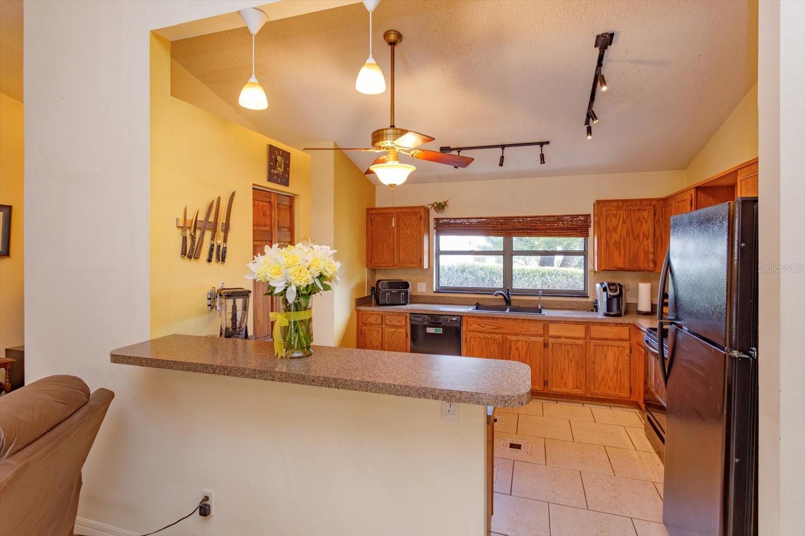 Image 4 of 26 For 11581 Darlington Drive