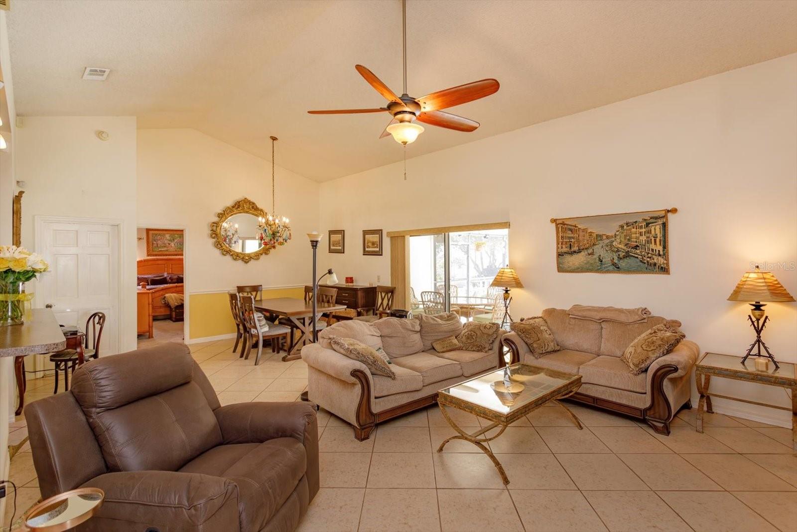 Image 7 of 26 For 11581 Darlington Drive