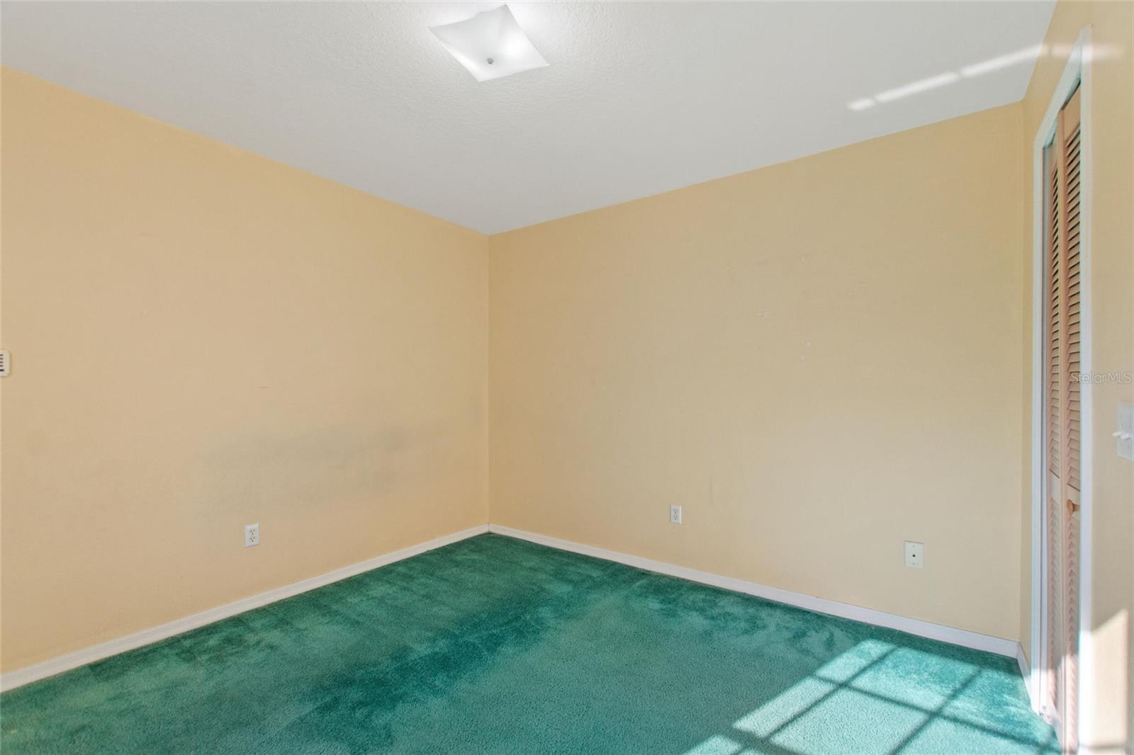 Image 7 of 22 For 110 Coco Plum Drive