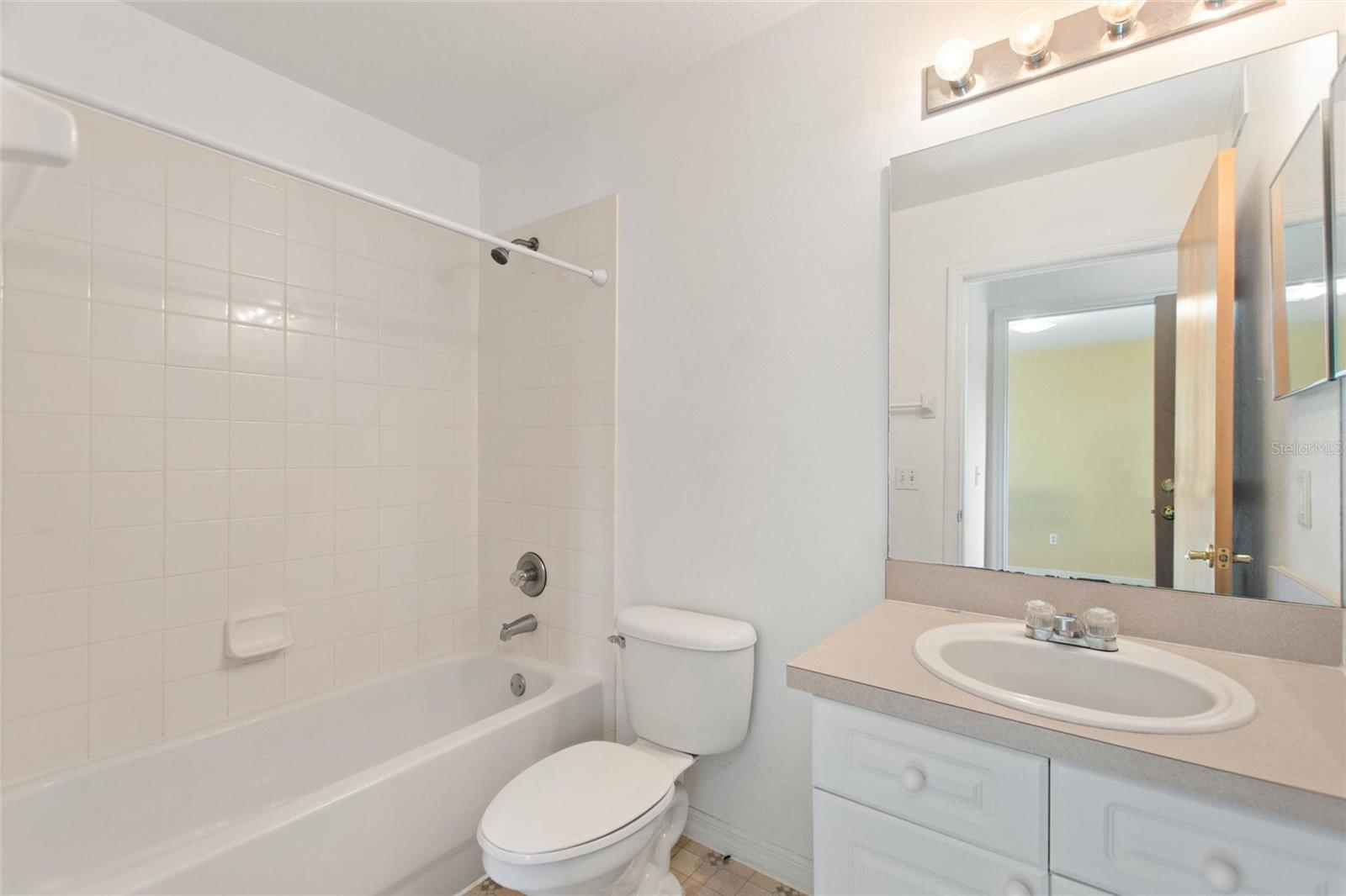 Image 8 of 22 For 110 Coco Plum Drive