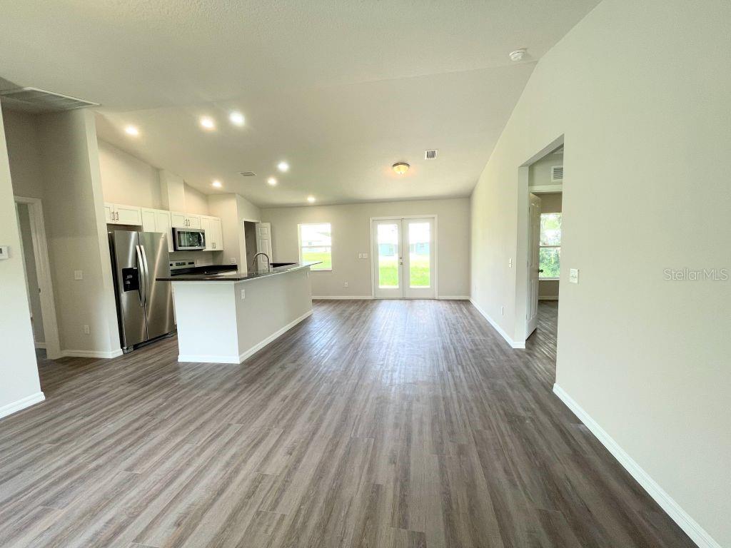 Image 2 of 24 For 4553 E Walker St