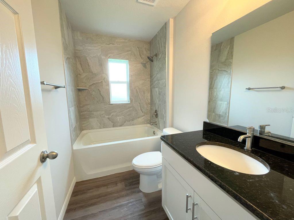 Image 20 of 24 For 4553 E Walker St
