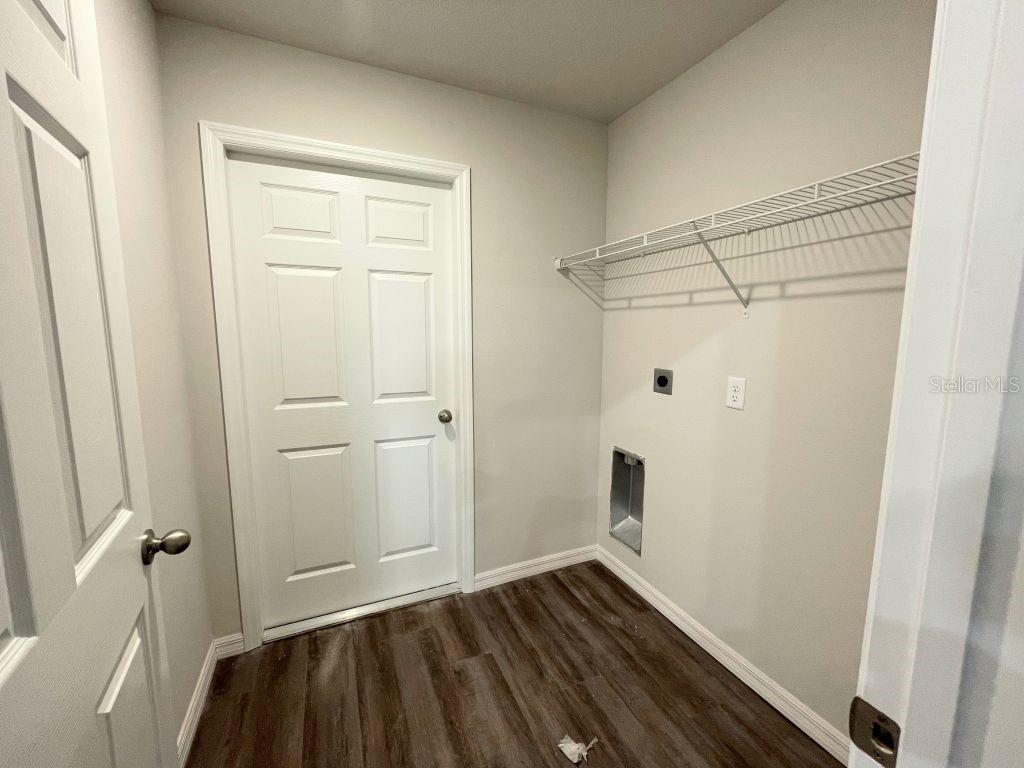 Image 21 of 24 For 4553 E Walker St