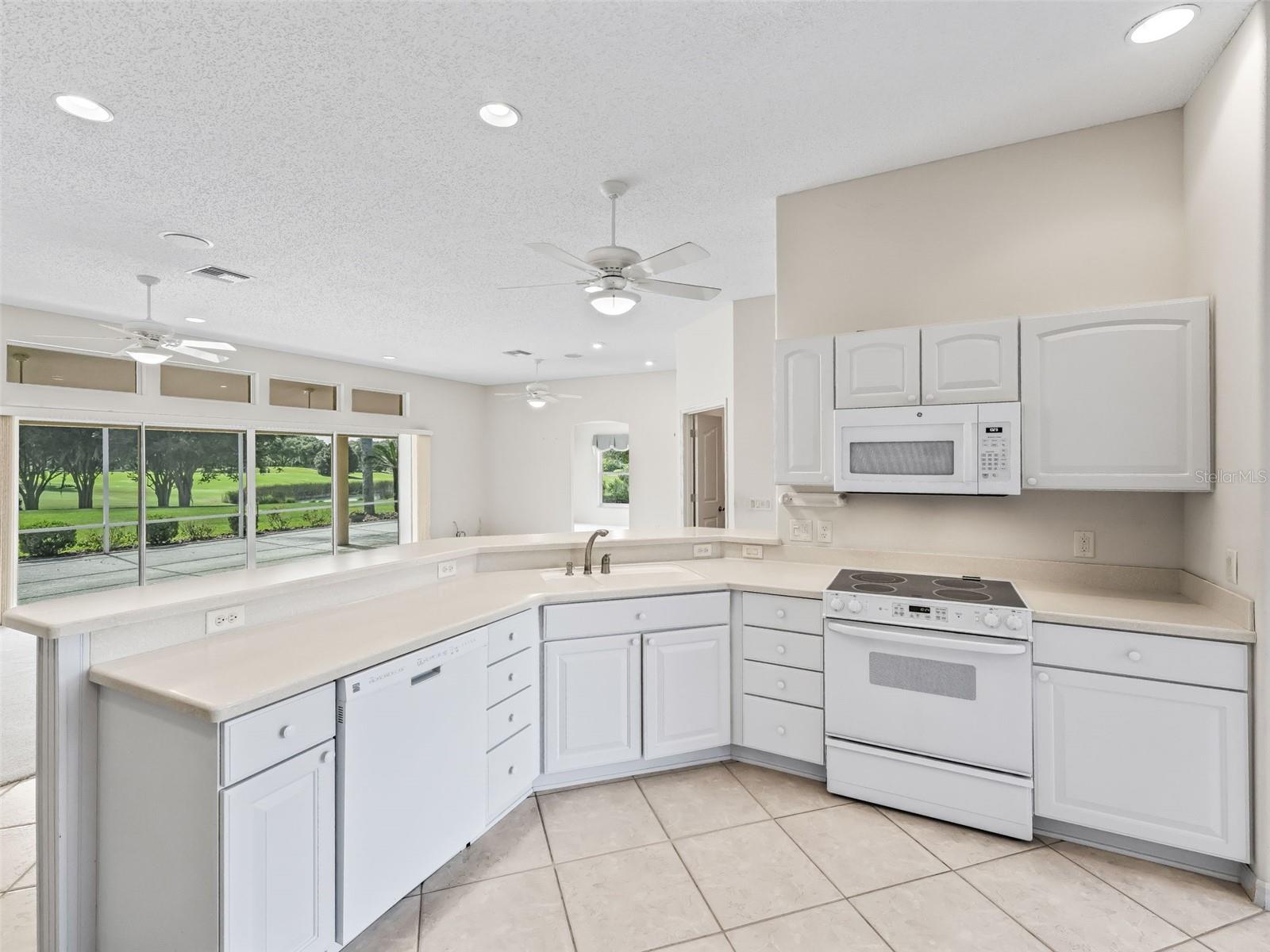 Image 11 of 73 For 3141 Mansfield Street