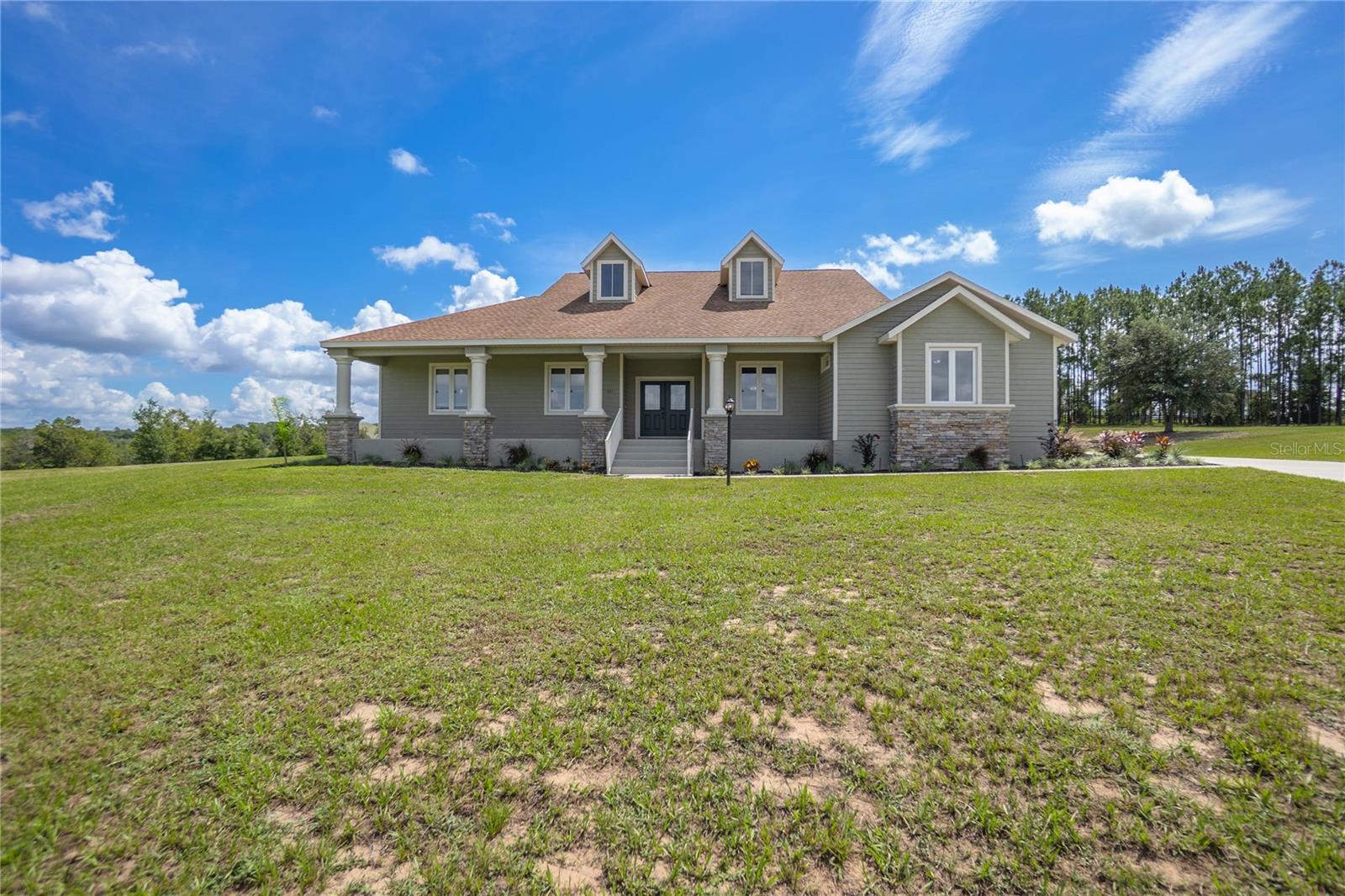Image 2 of 80 For 671 Rockingham Point