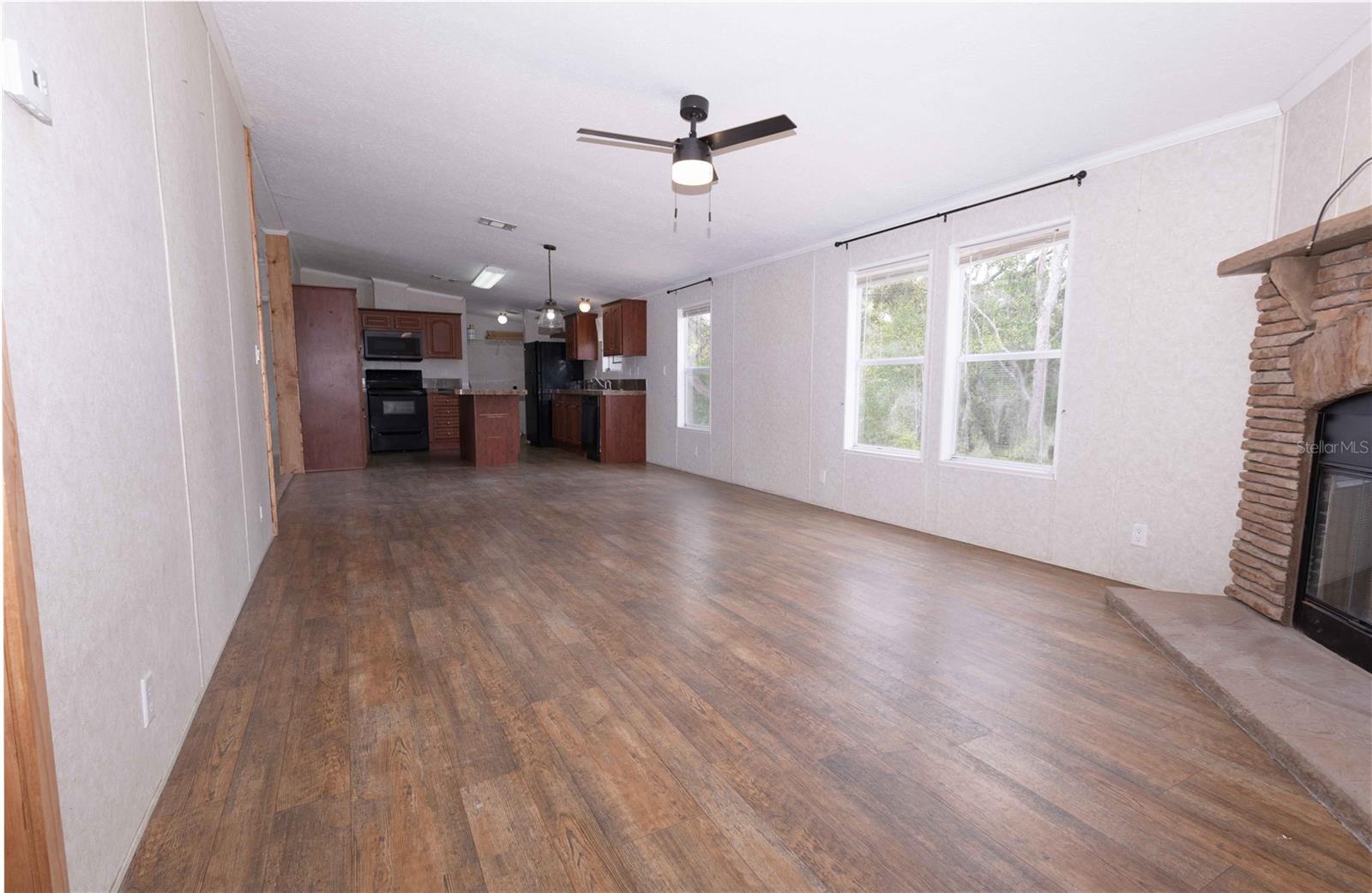 Image 7 of 23 For 16921 64th Street