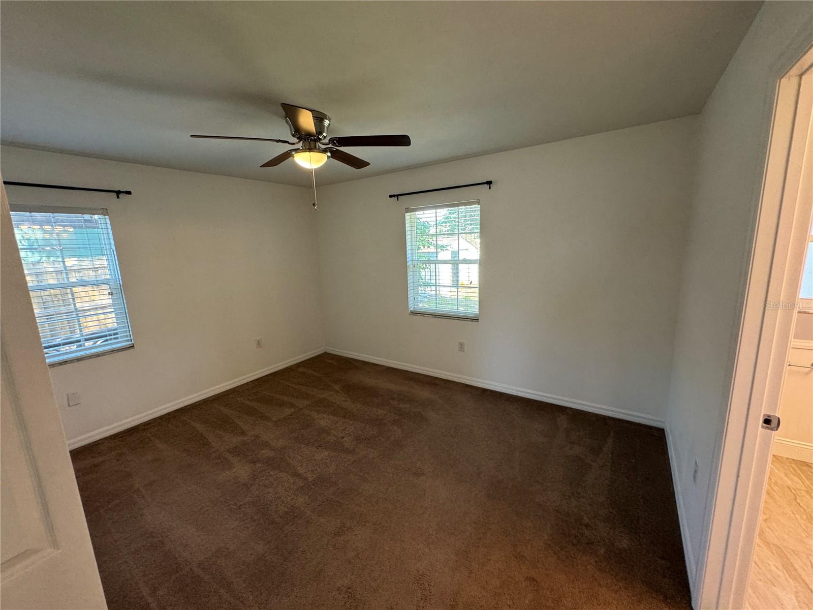 Image 10 of 19 For 5246 Royal Oak Drive