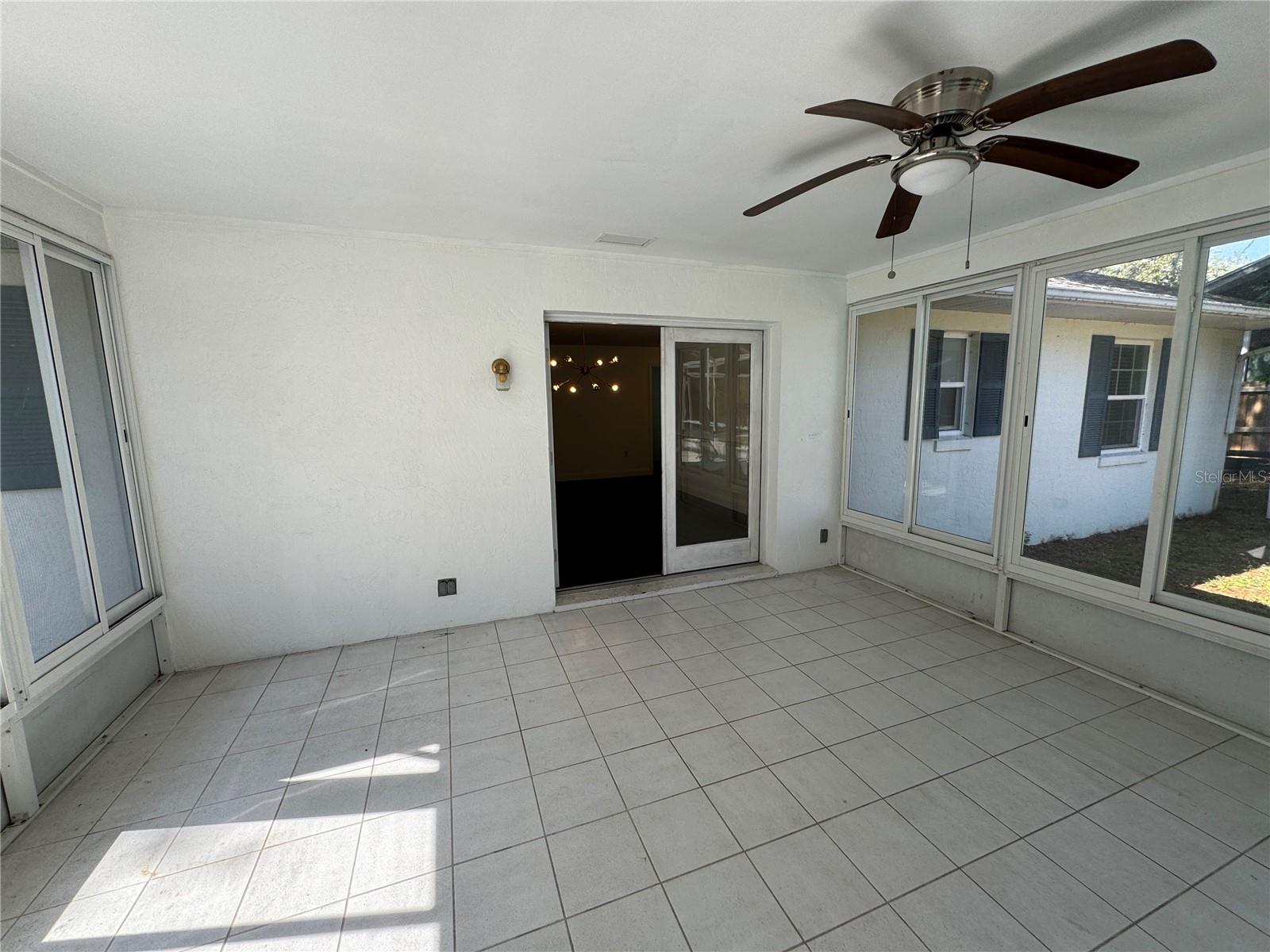 Image 15 of 19 For 5246 Royal Oak Drive