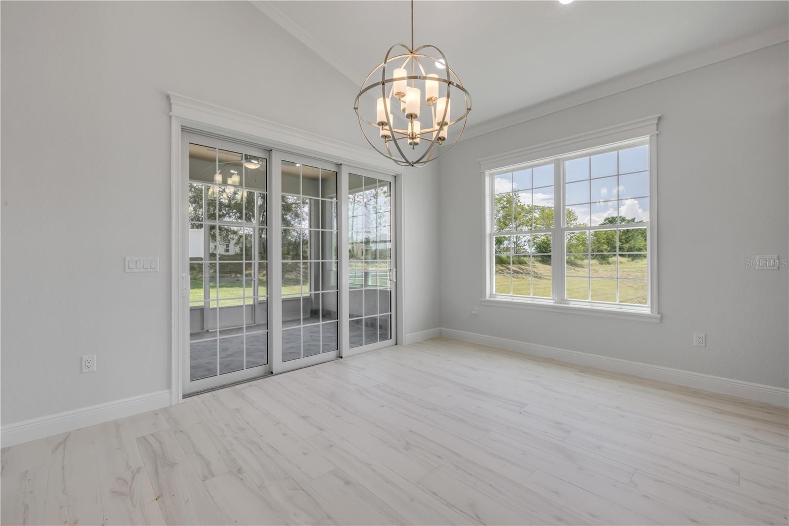 Listing photo id 10 for 4951 125th Loop