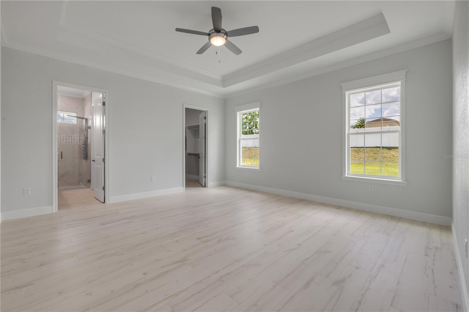 Listing photo id 25 for 4951 125th Loop