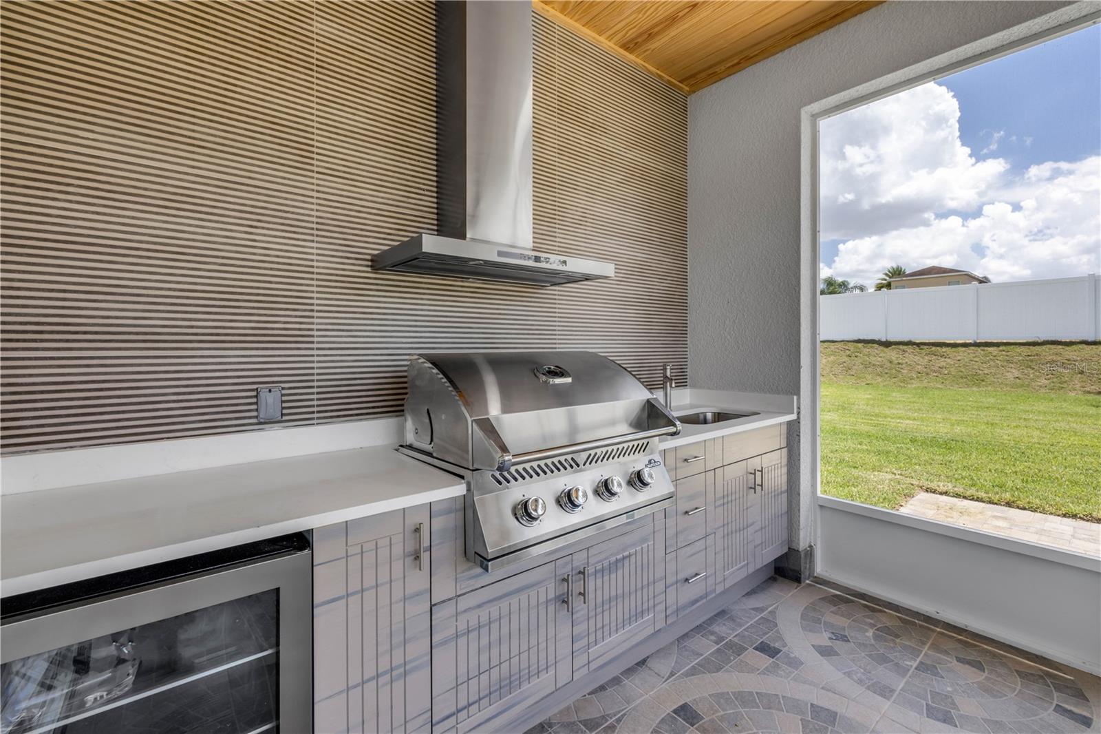 Listing photo id 38 for 4951 125th Loop