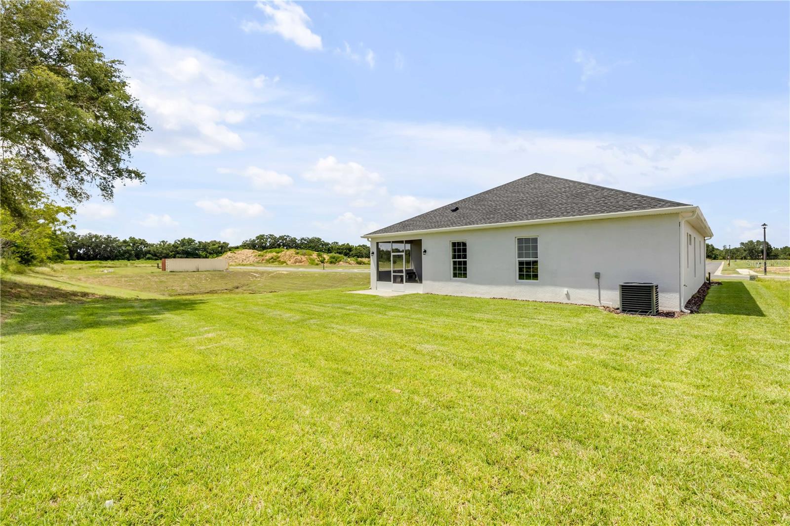 Listing photo id 43 for 4951 125th Loop