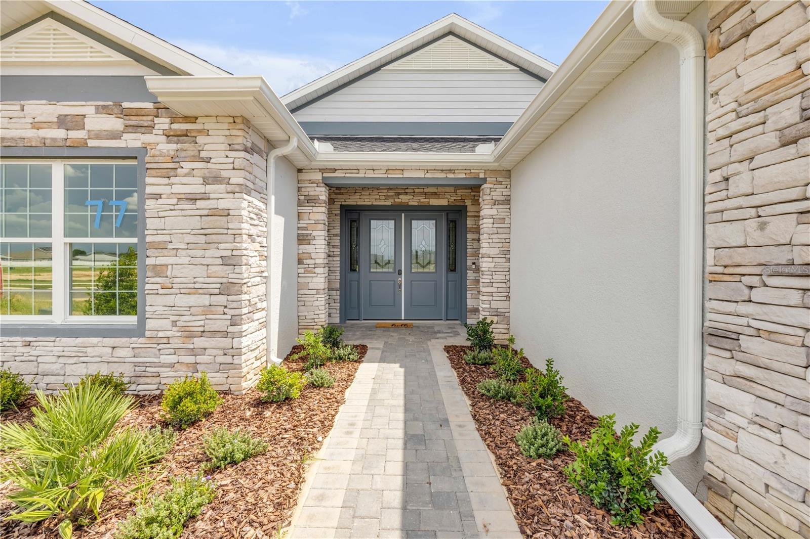 Listing photo id 4 for 4951 125th Loop