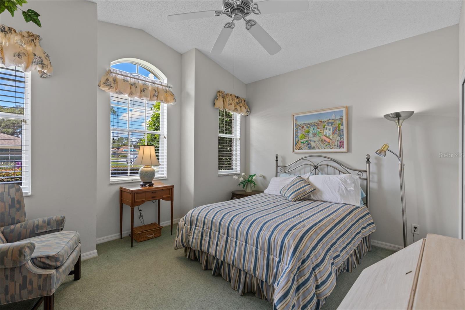 Image 19 of 64 For 4749 St Andrews Arcade