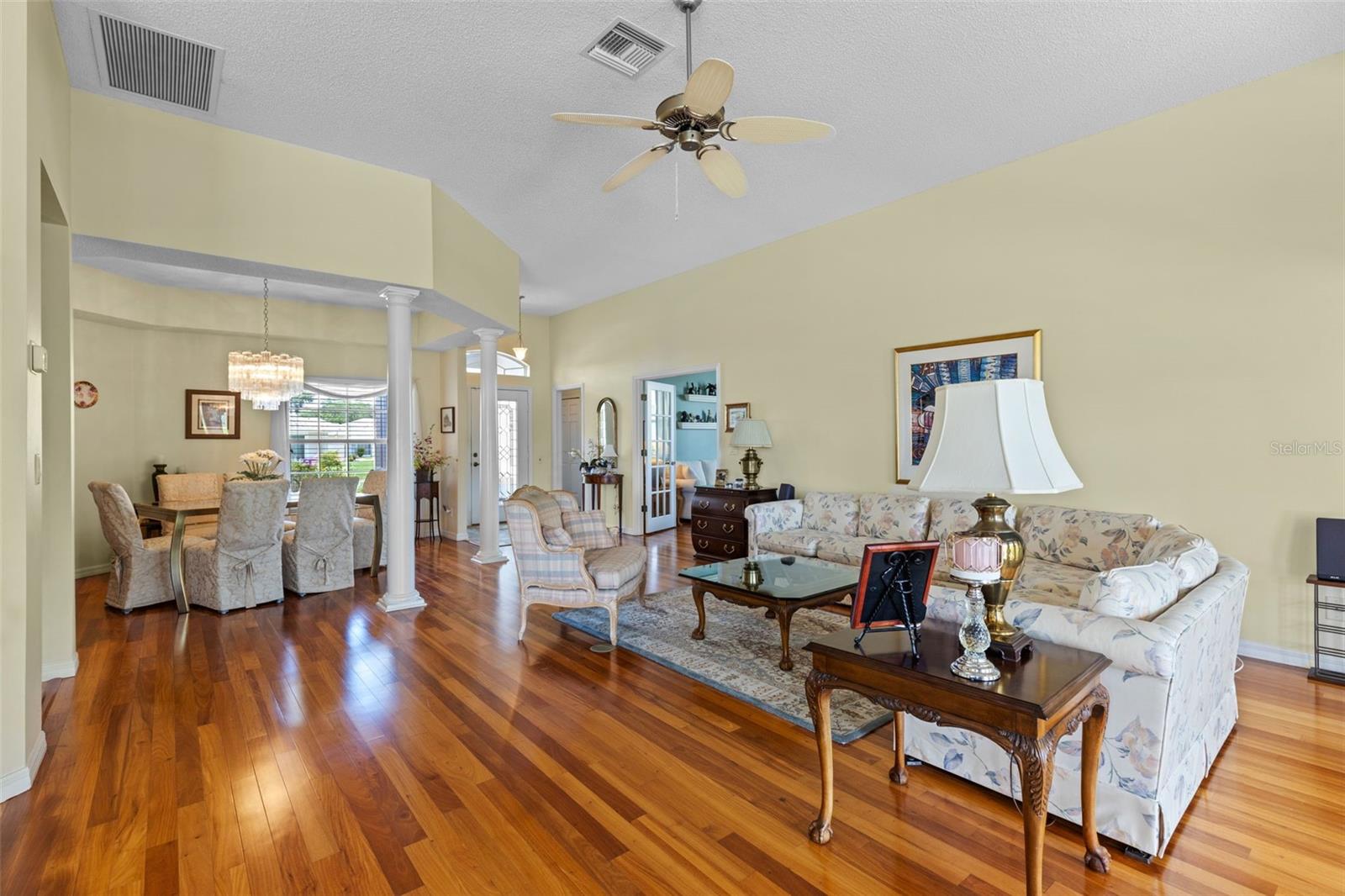 Image 8 of 64 For 4749 St Andrews Arcade