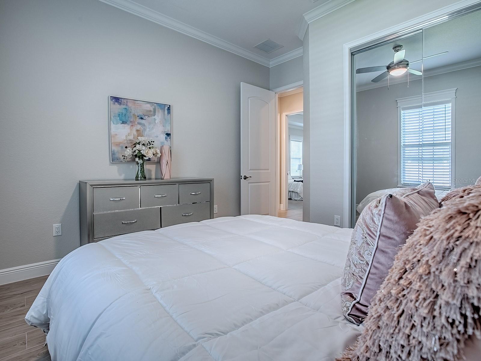 Listing photo id 20 for 12608 49th Drive