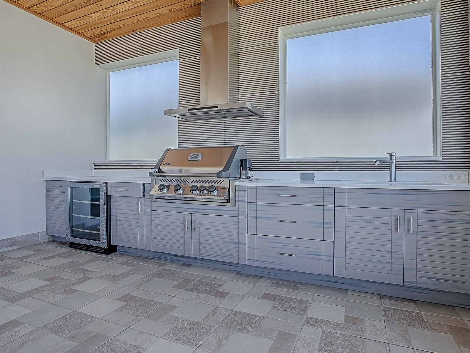 Listing photo id 26 for 12608 49th Drive