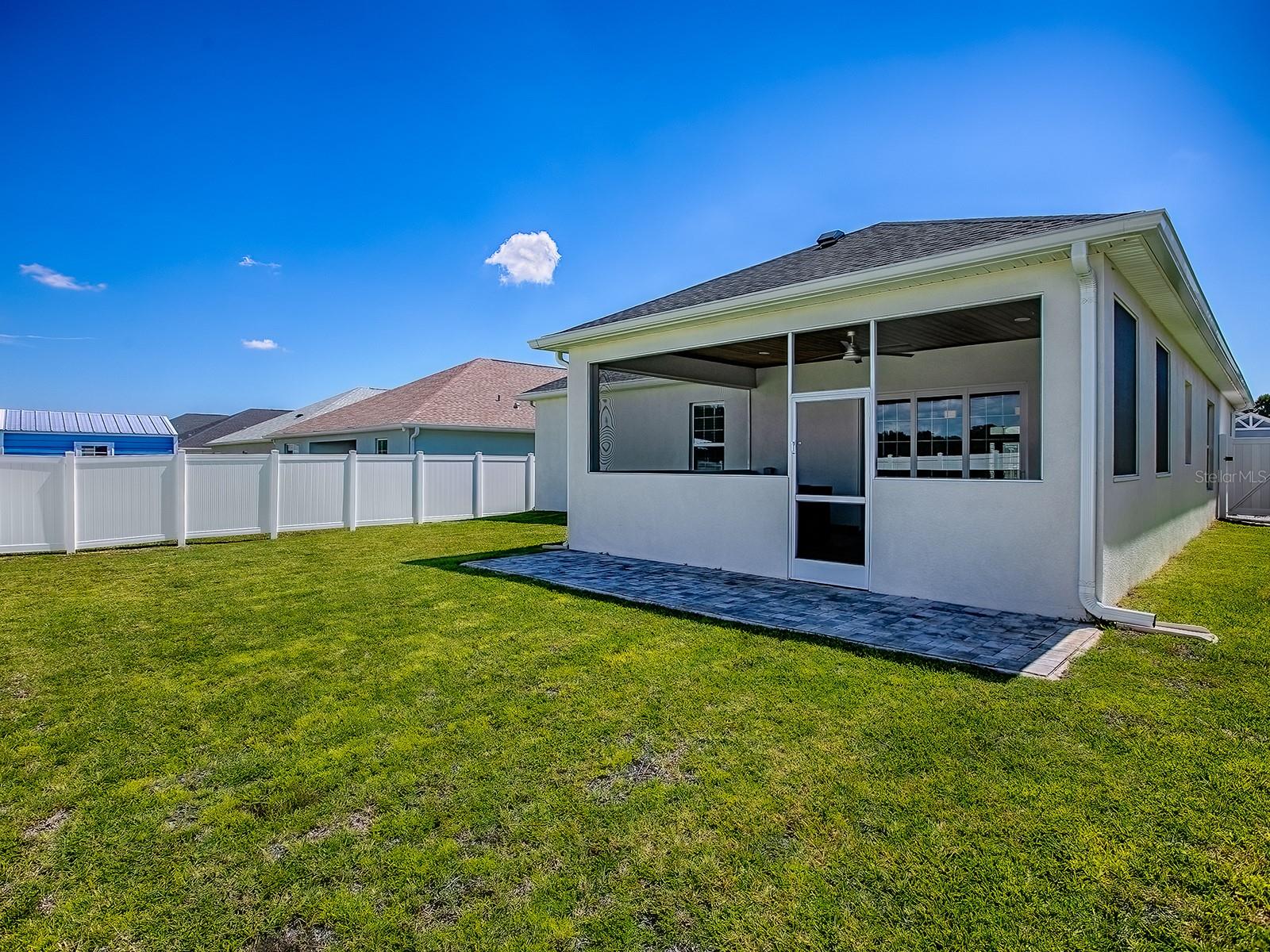Listing photo id 29 for 12608 49th Drive