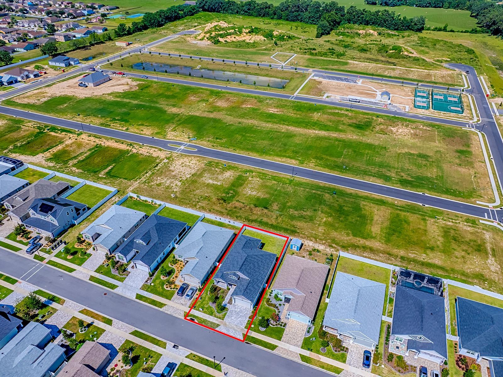 Listing photo id 36 for 12608 49th Drive