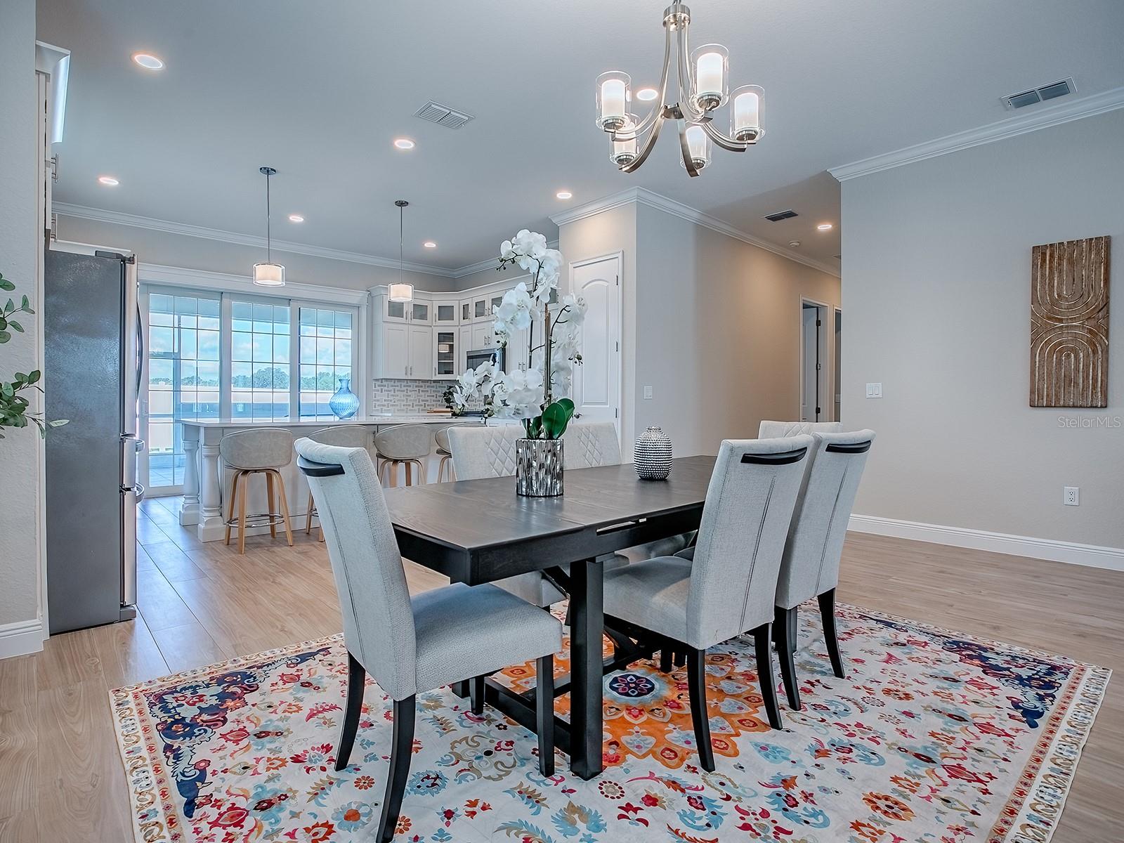 Listing photo id 6 for 12608 49th Drive