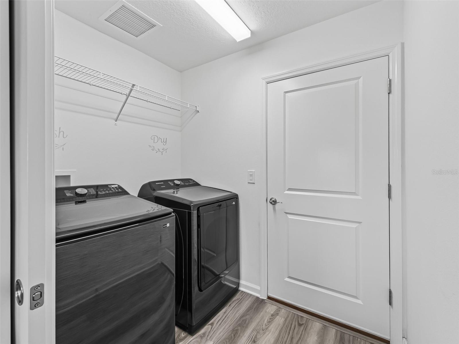 Image 14 of 36 For 7289 Cornwall Way