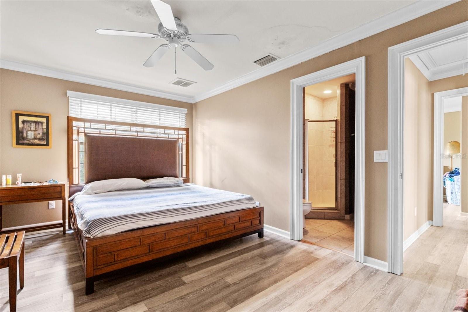 Listing photo id 9 for 519 7th Avenue