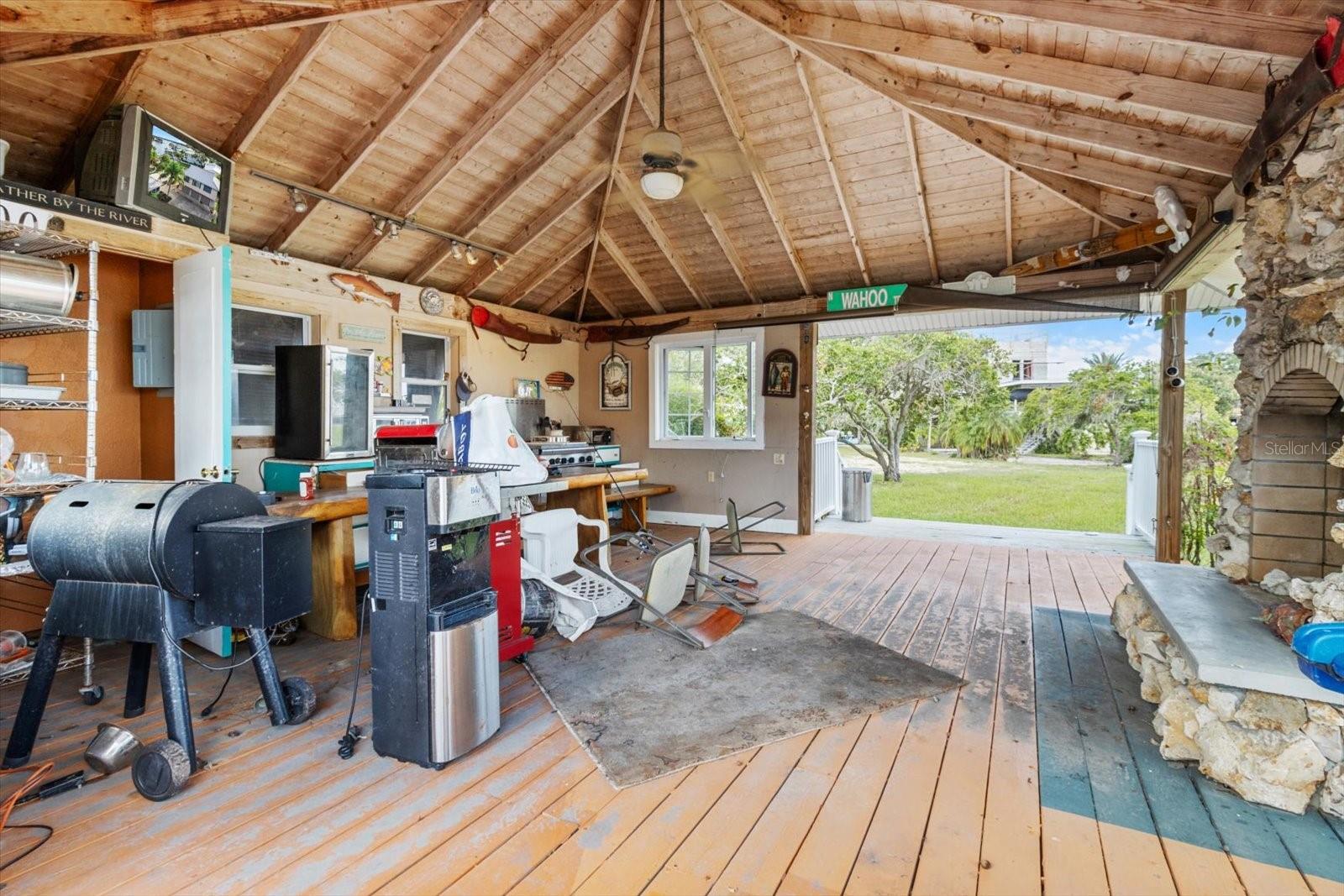 Listing photo id 23 for 519 7th Avenue