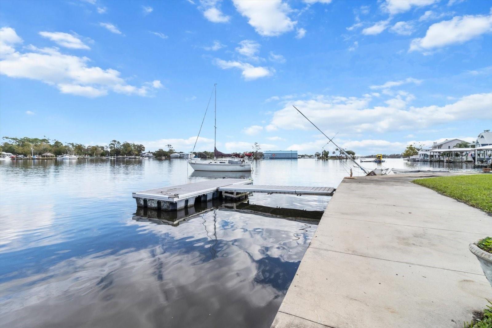 Listing photo id 1 for 519 7th Avenue