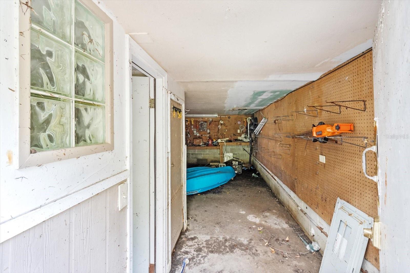 Listing photo id 35 for 519 7th Avenue