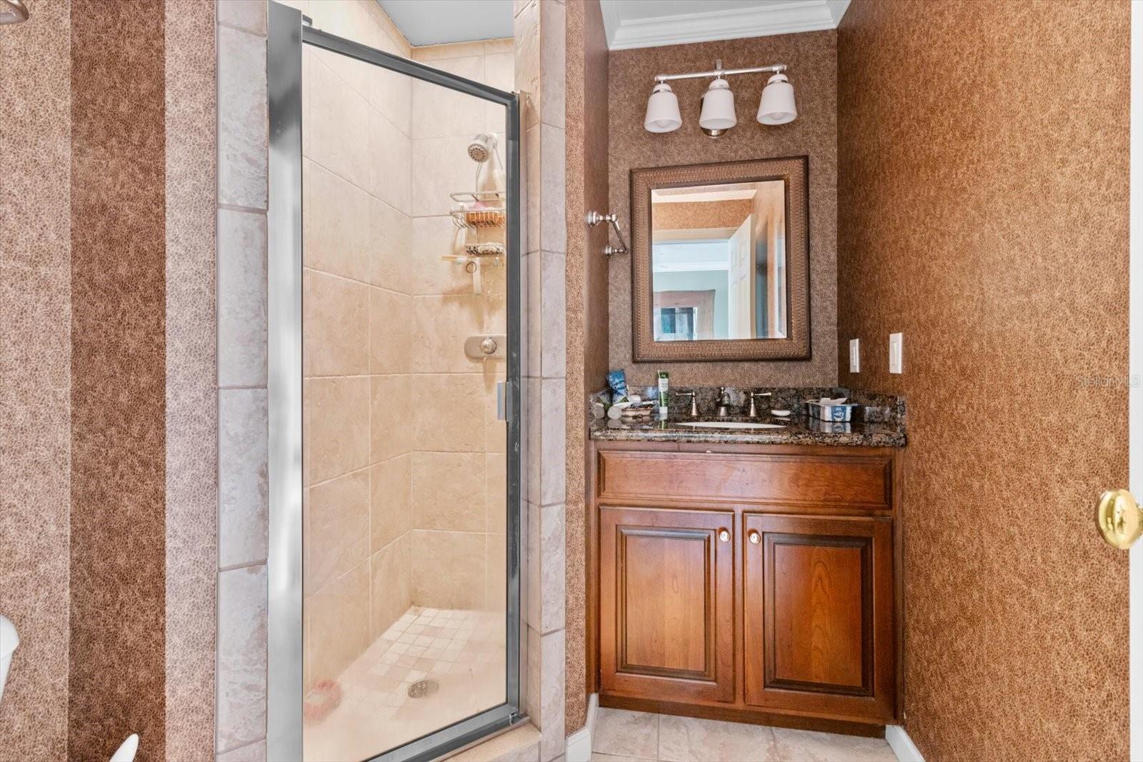Listing photo id 6 for 519 7th Avenue