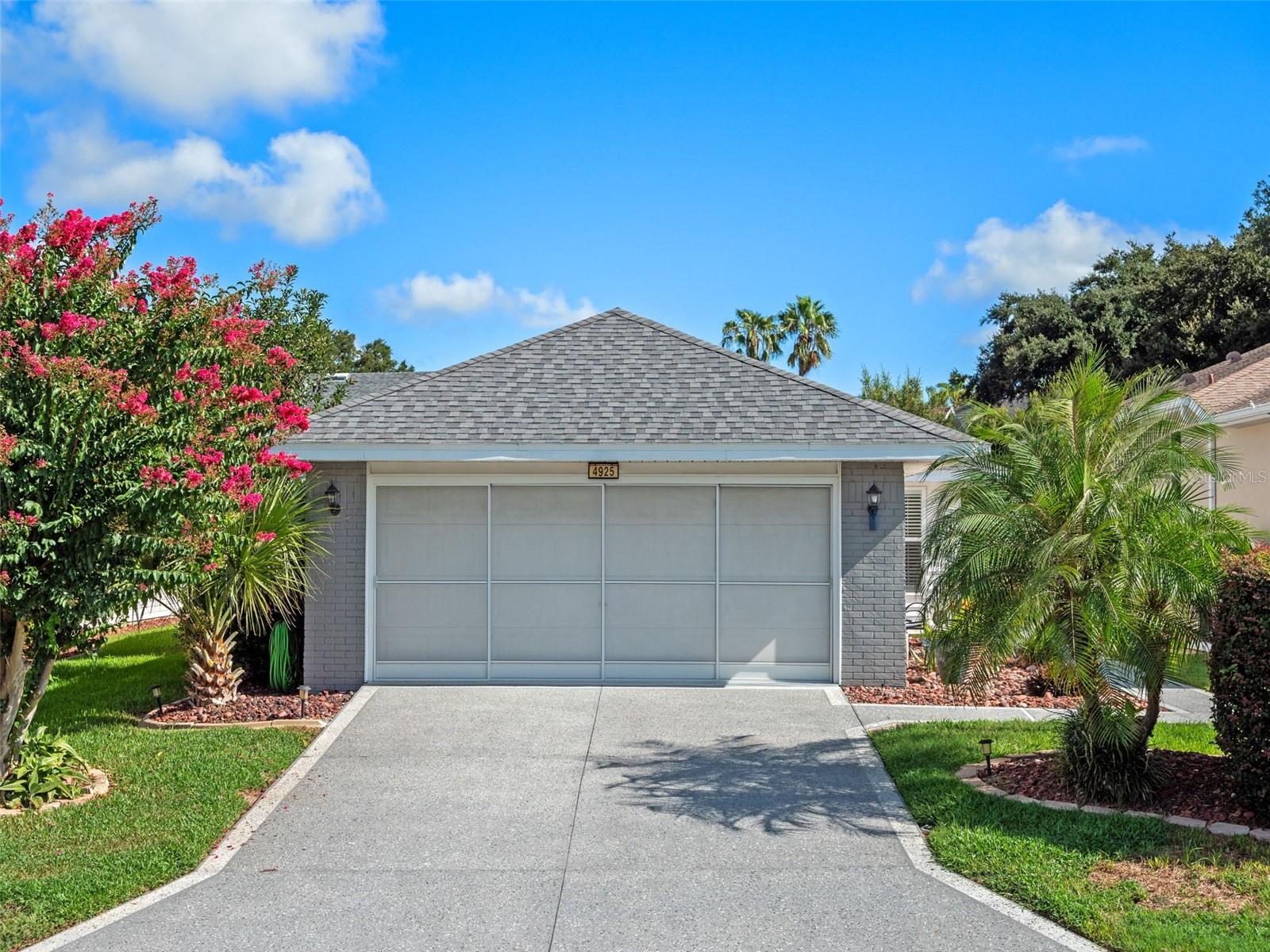 Image 2 of 53 For 4925 Glen Coe Street