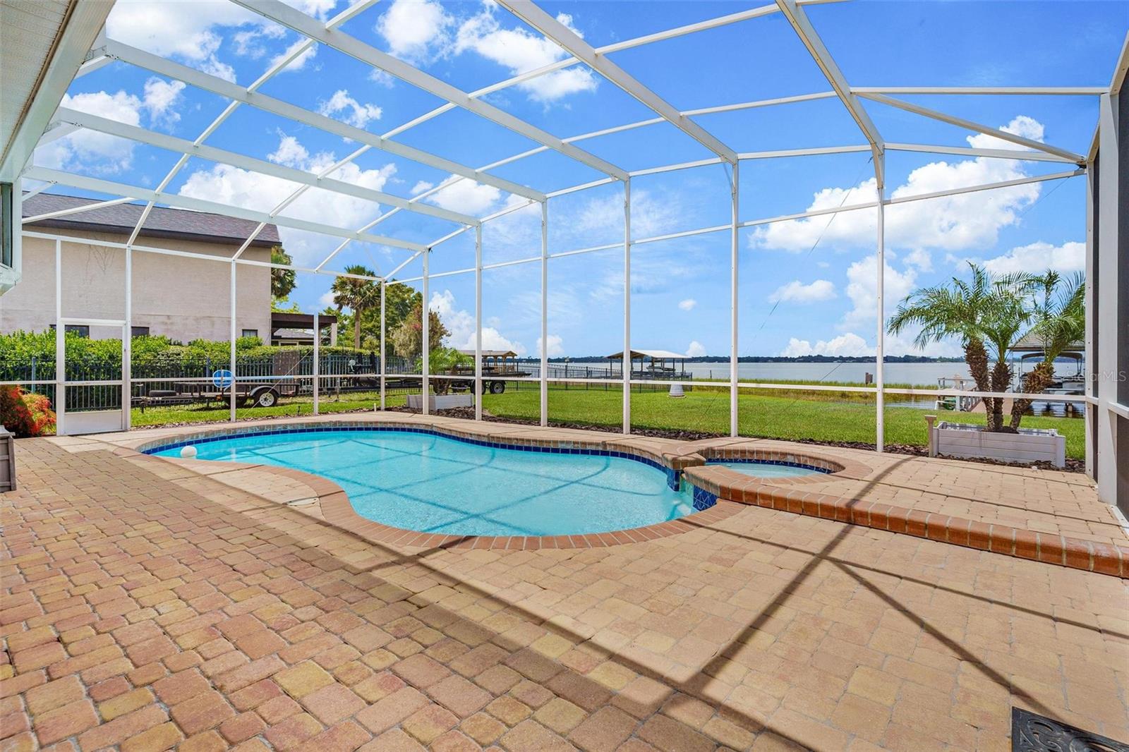 Image 40 of 67 For 16647 Shirley Shores Road