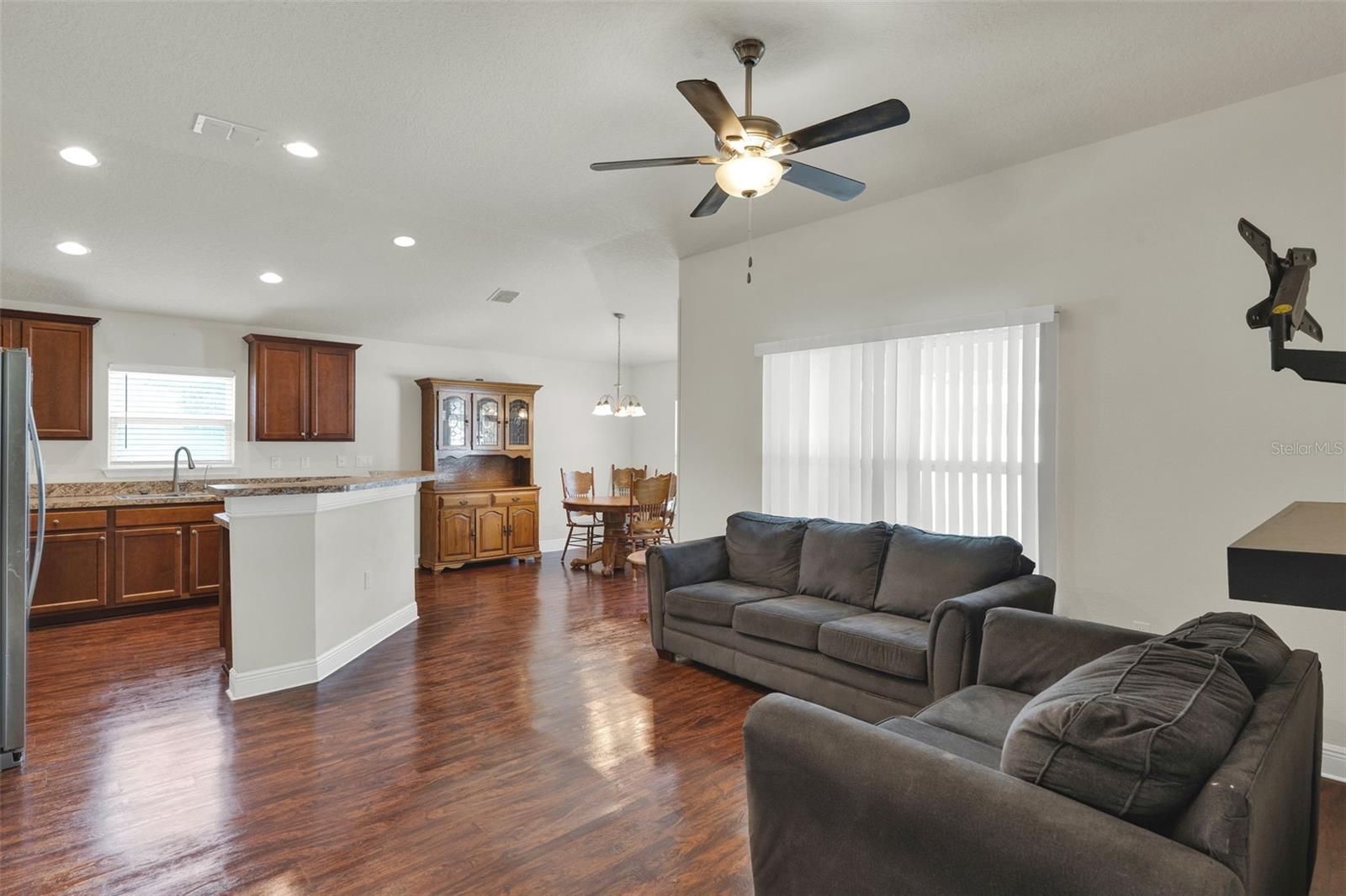 Image 5 of 20 For 4229 Barnsley Lane