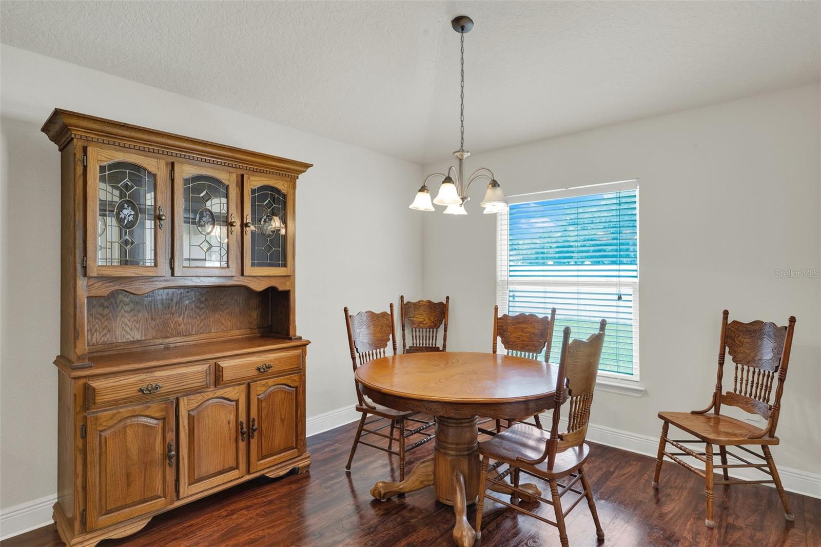 Image 6 of 20 For 4229 Barnsley Lane