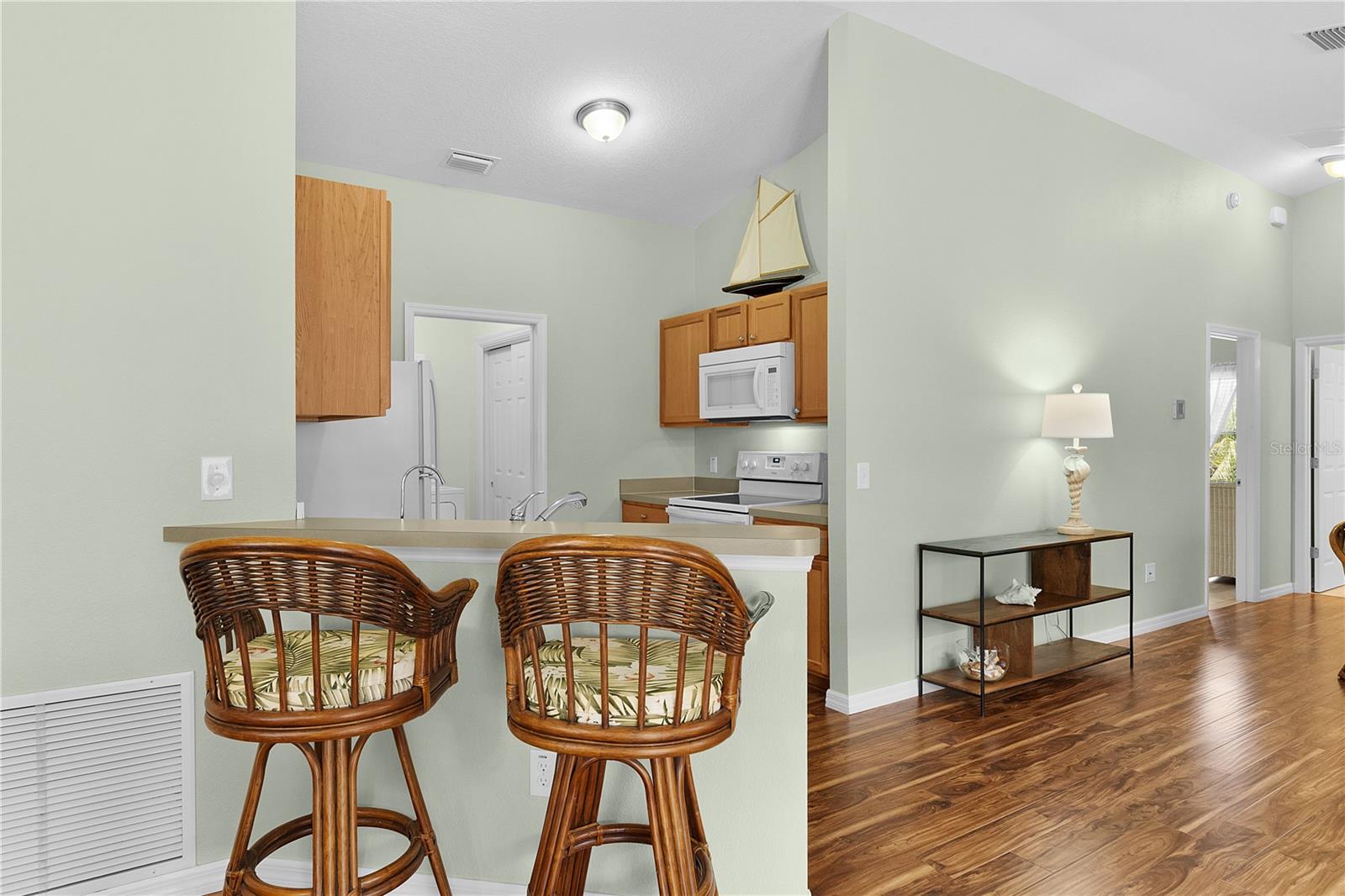 Image 14 of 37 For 3358 Castlegate Court