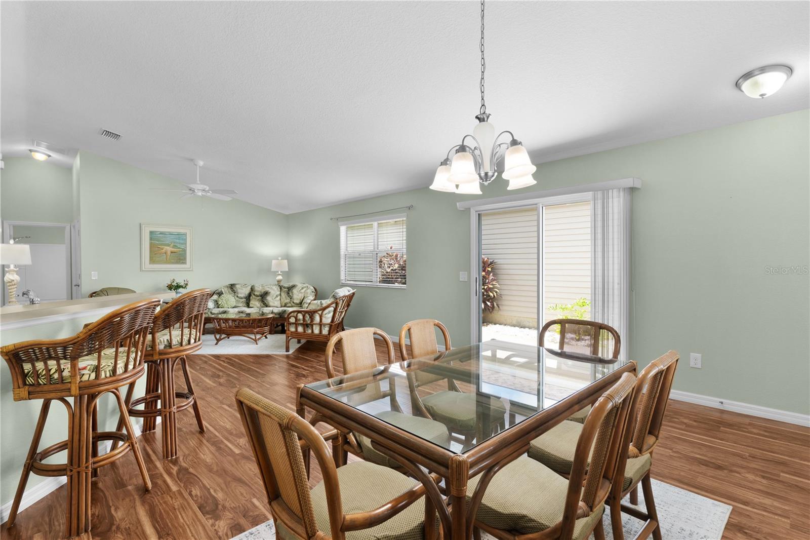 Image 7 of 37 For 3358 Castlegate Court