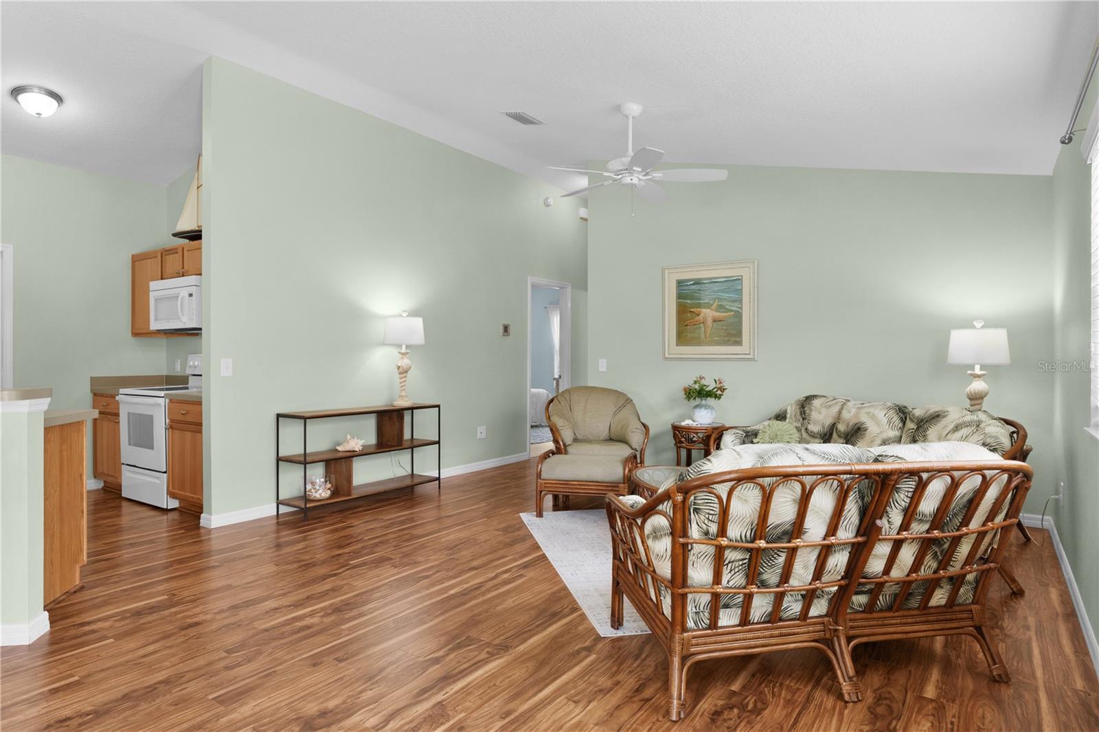 Image 9 of 37 For 3358 Castlegate Court