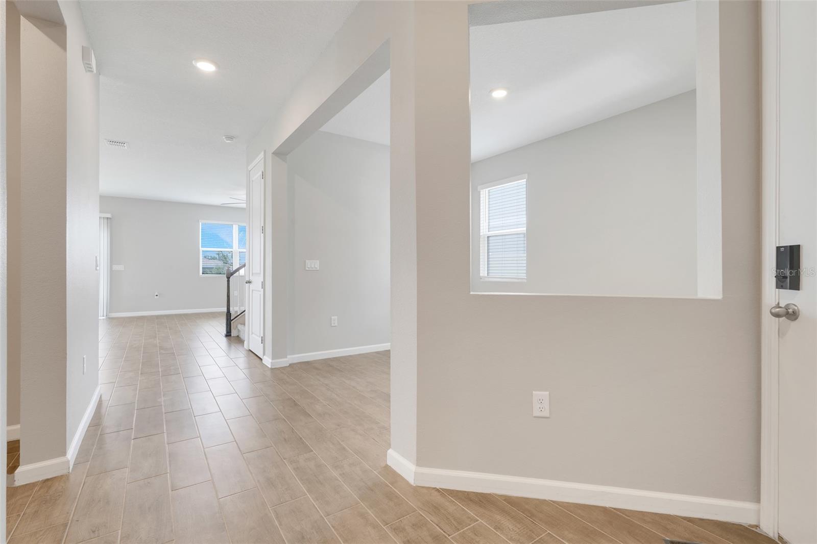 Image 11 of 46 For 853 Blue Creek Drive