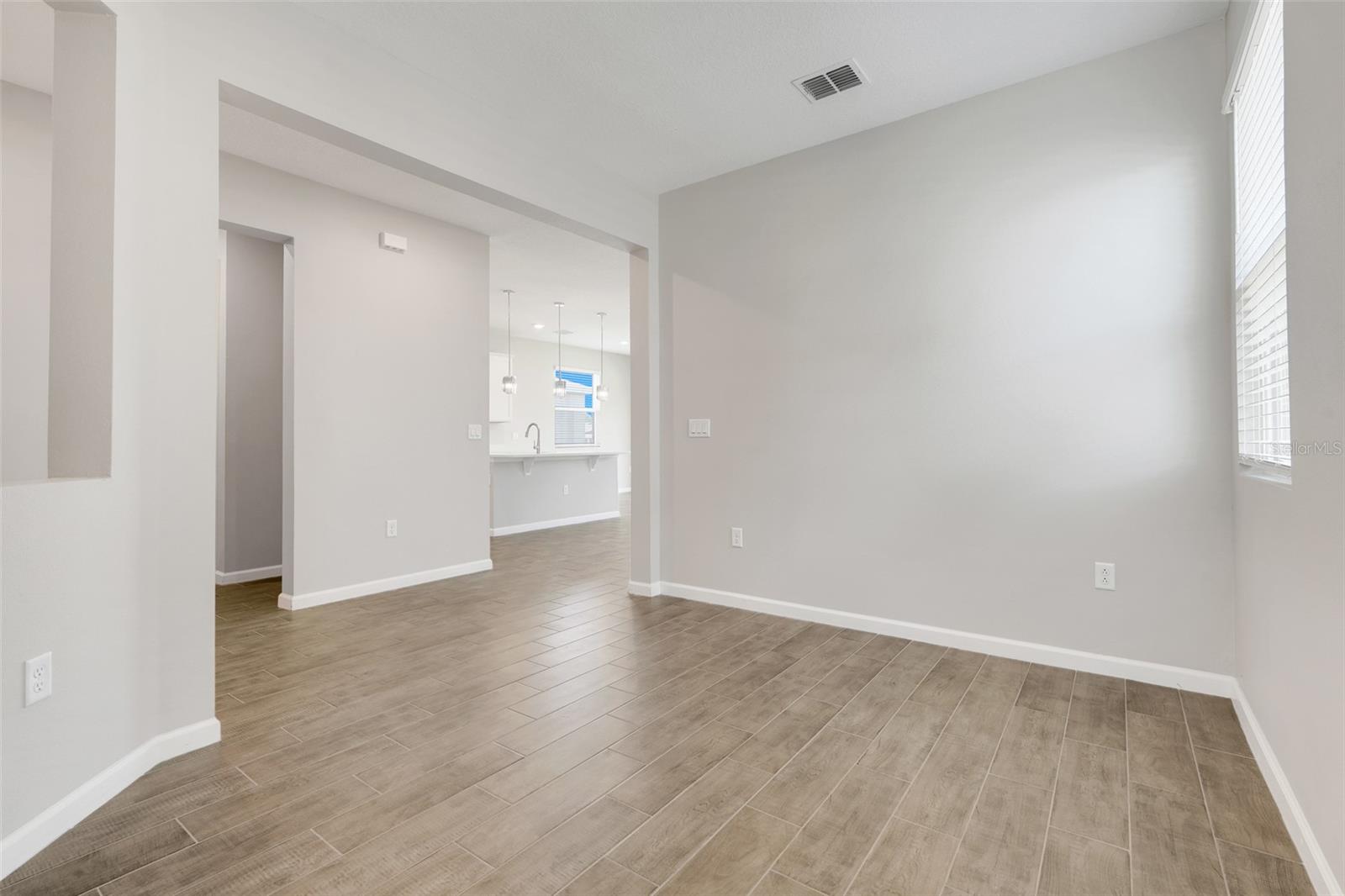 Image 13 of 46 For 853 Blue Creek Drive