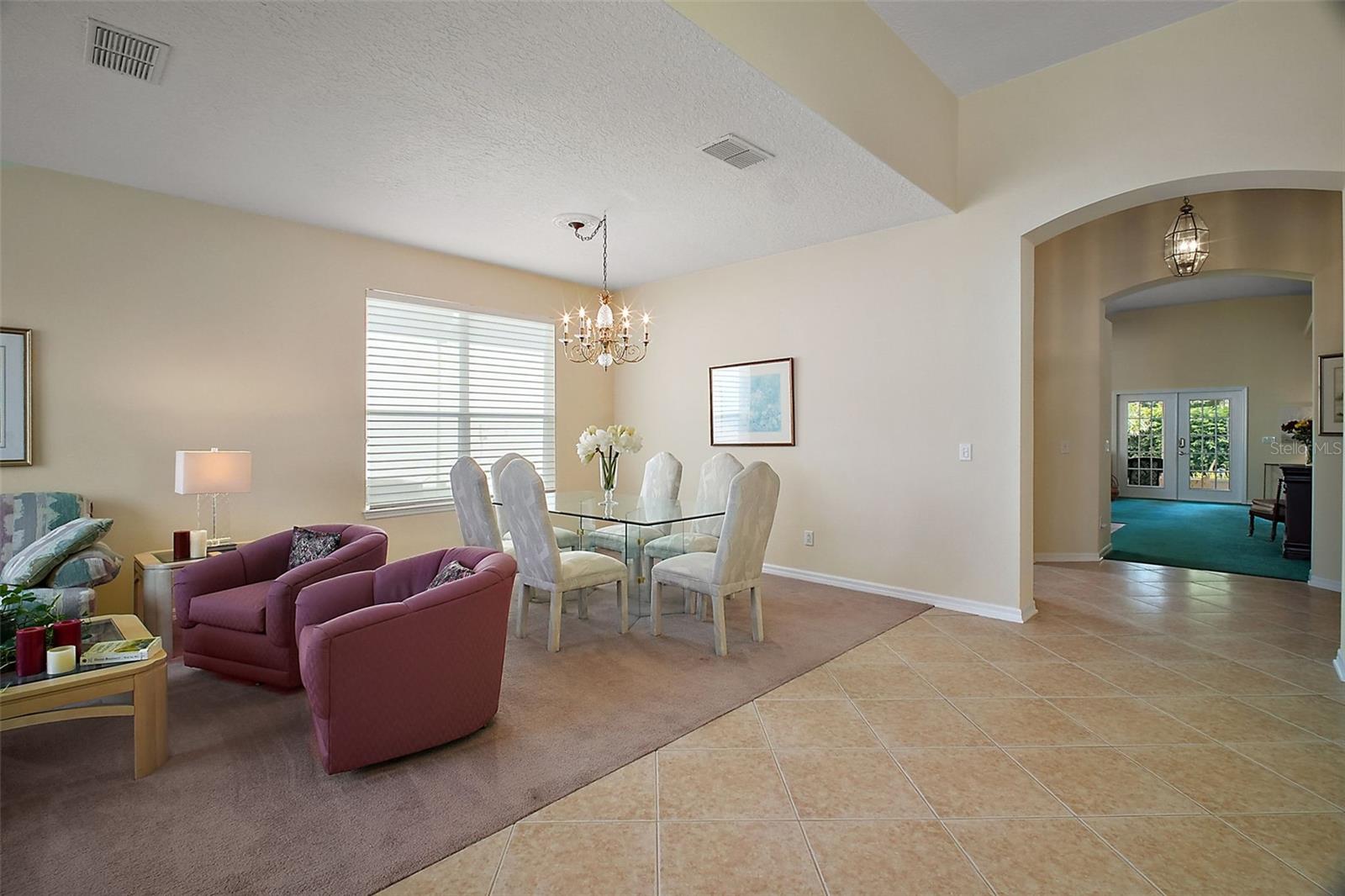 Image 11 of 53 For 8012 Saint James Way