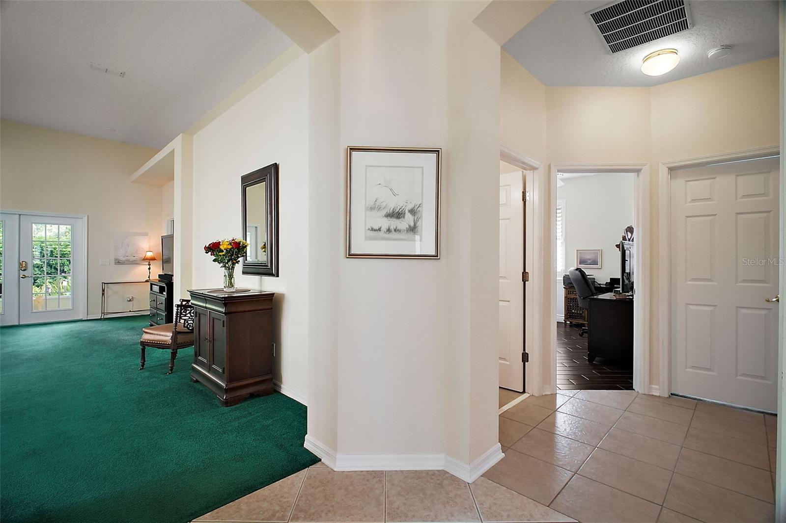 Image 21 of 53 For 8012 Saint James Way
