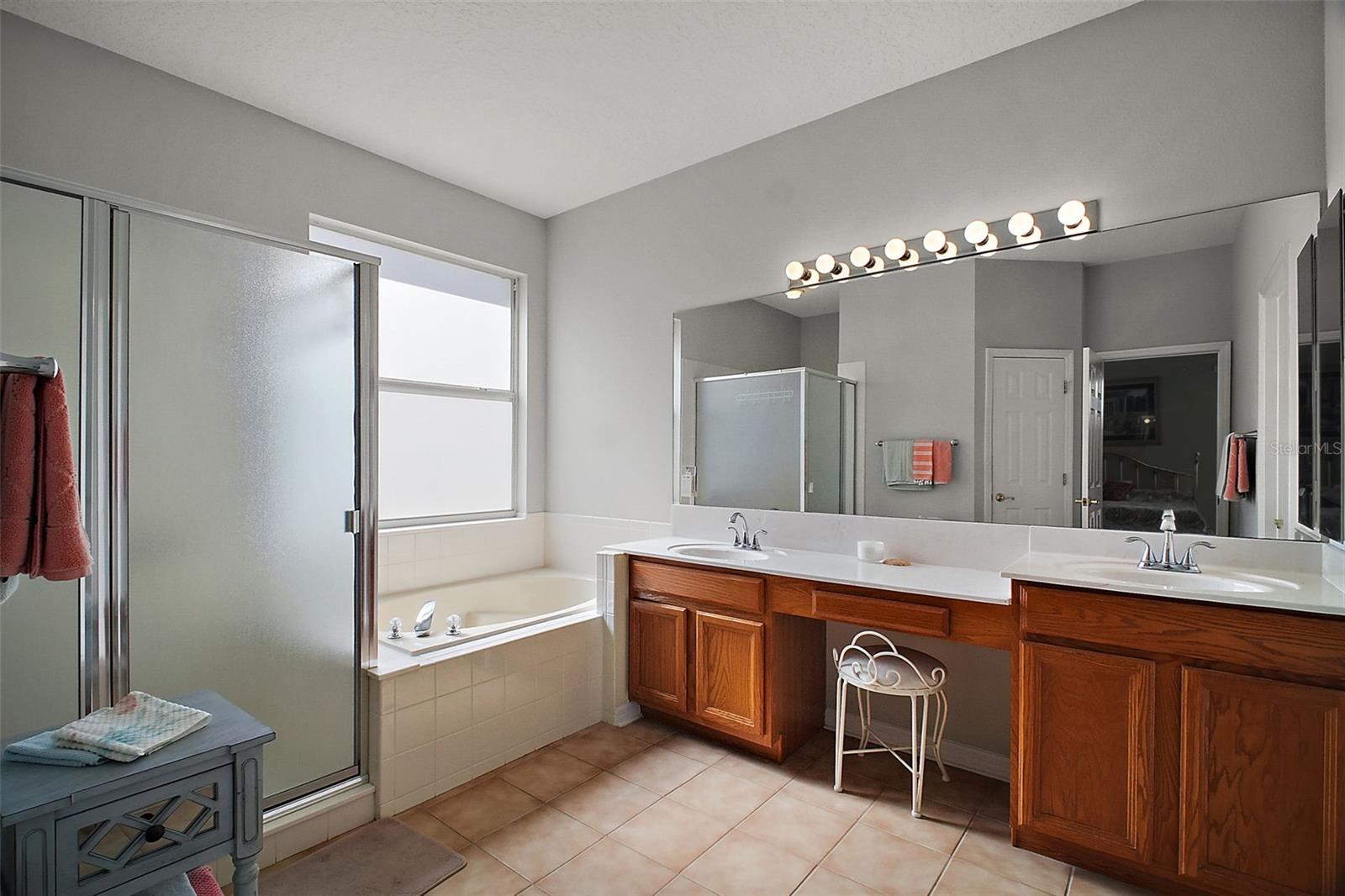 Image 27 of 53 For 8012 Saint James Way