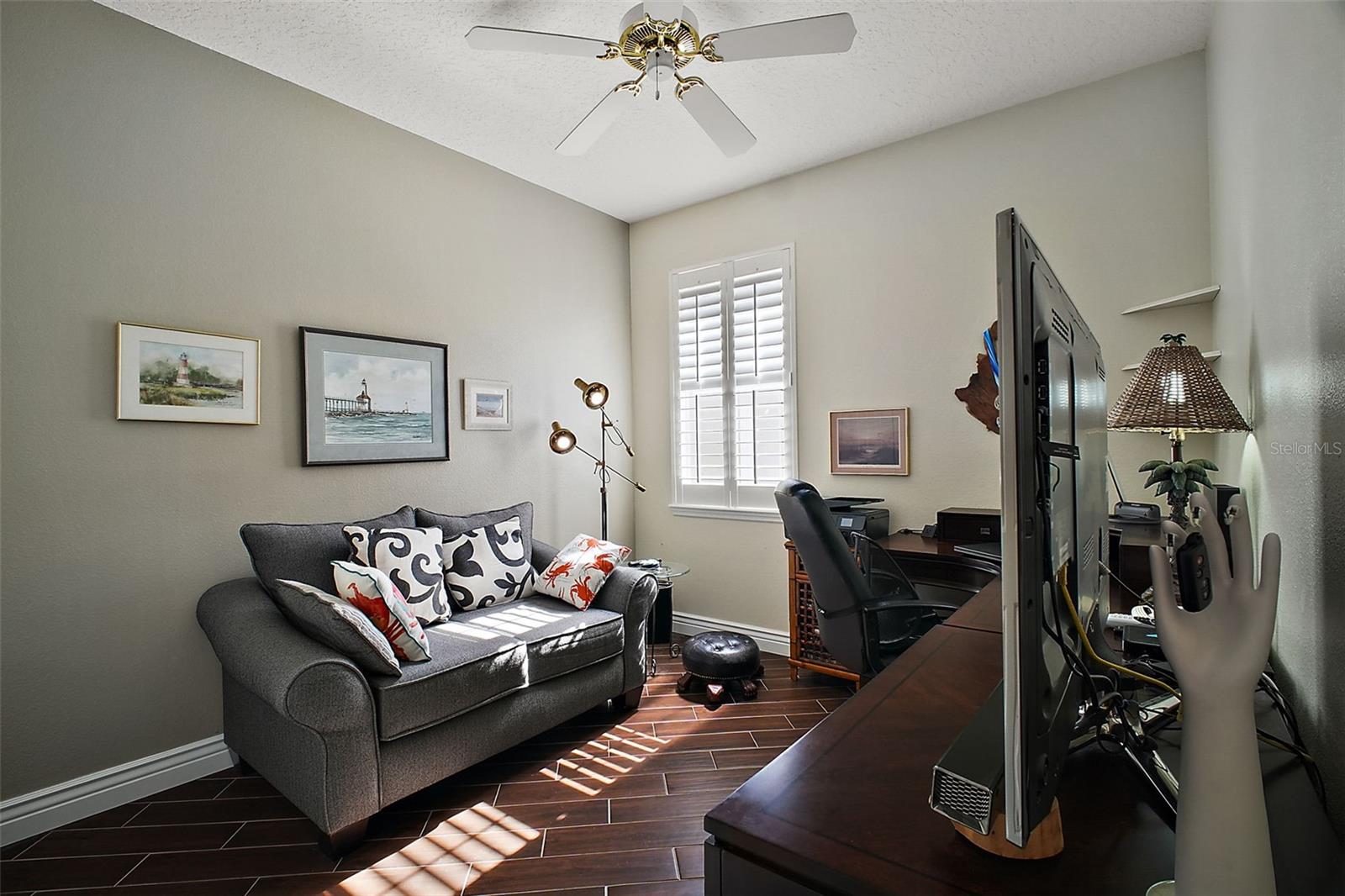 Image 33 of 53 For 8012 Saint James Way