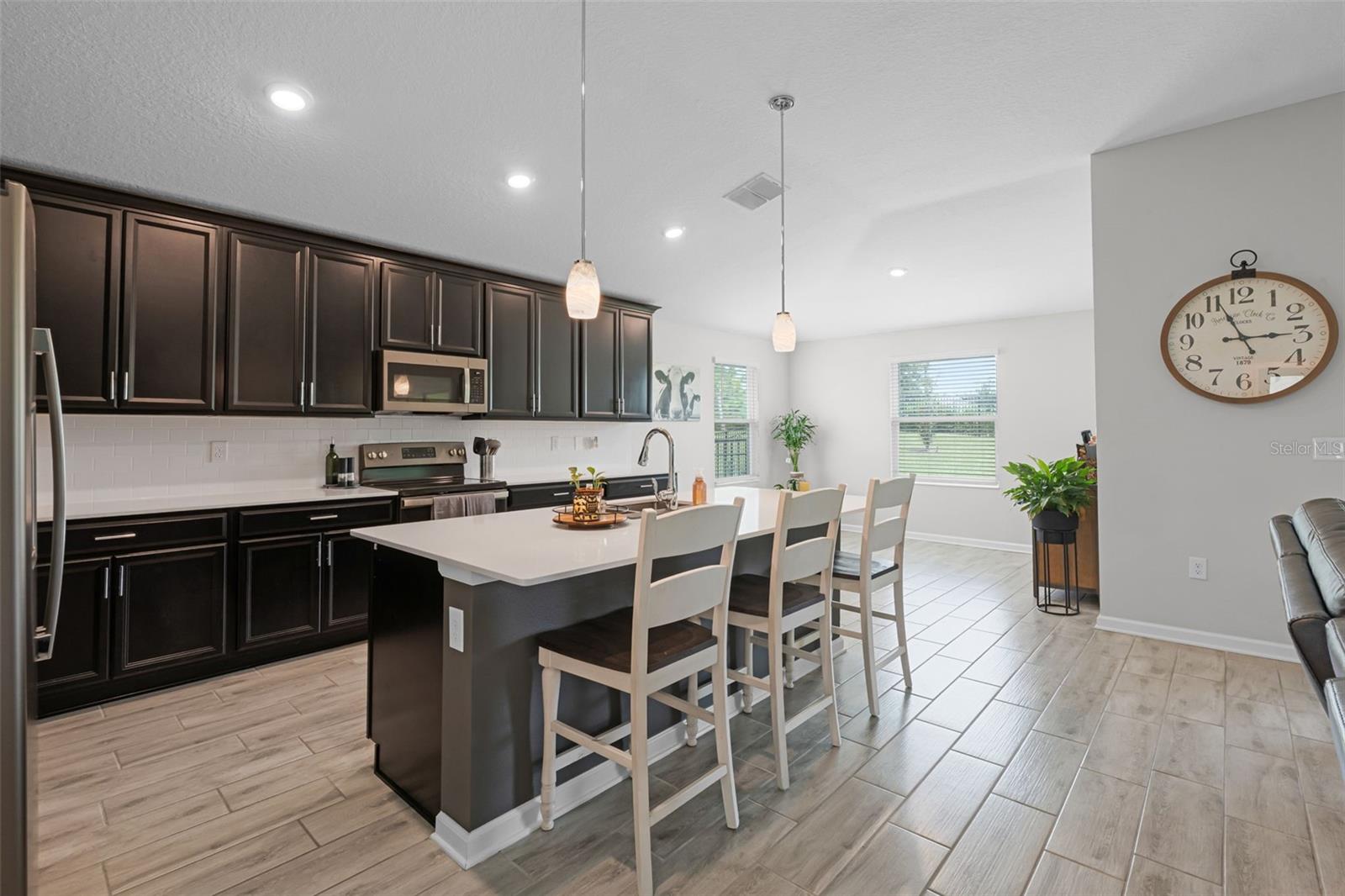 Image 10 of 37 For 5705 Alenlon Way