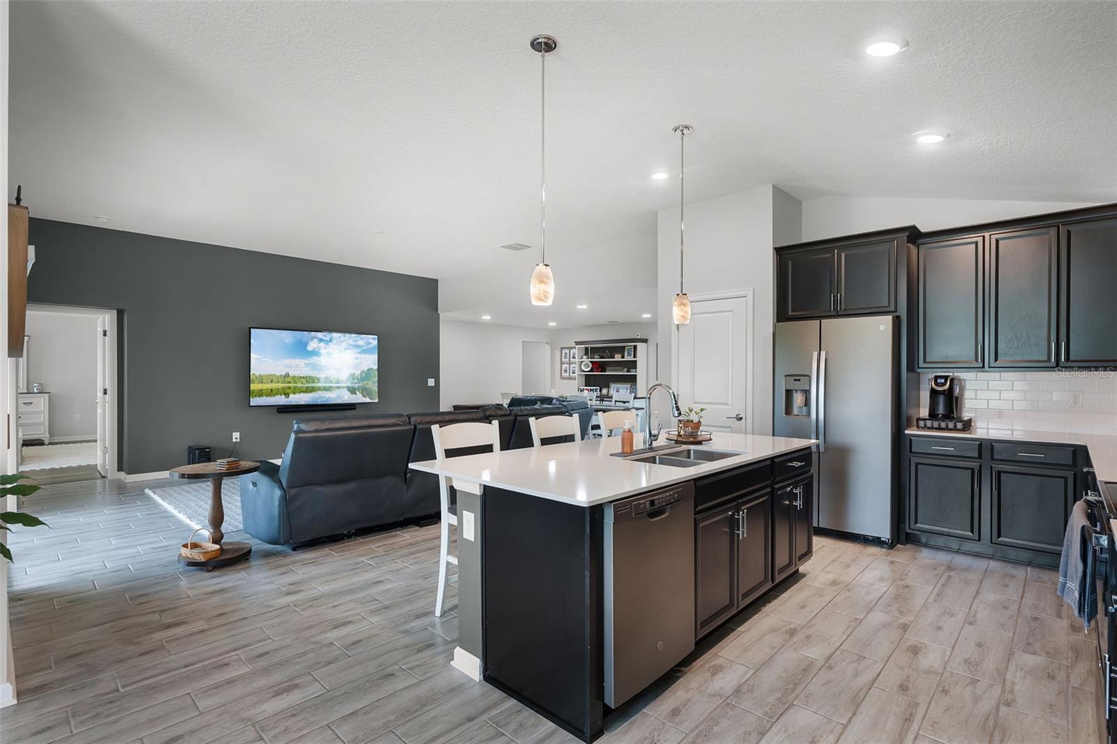 Image 13 of 37 For 5705 Alenlon Way
