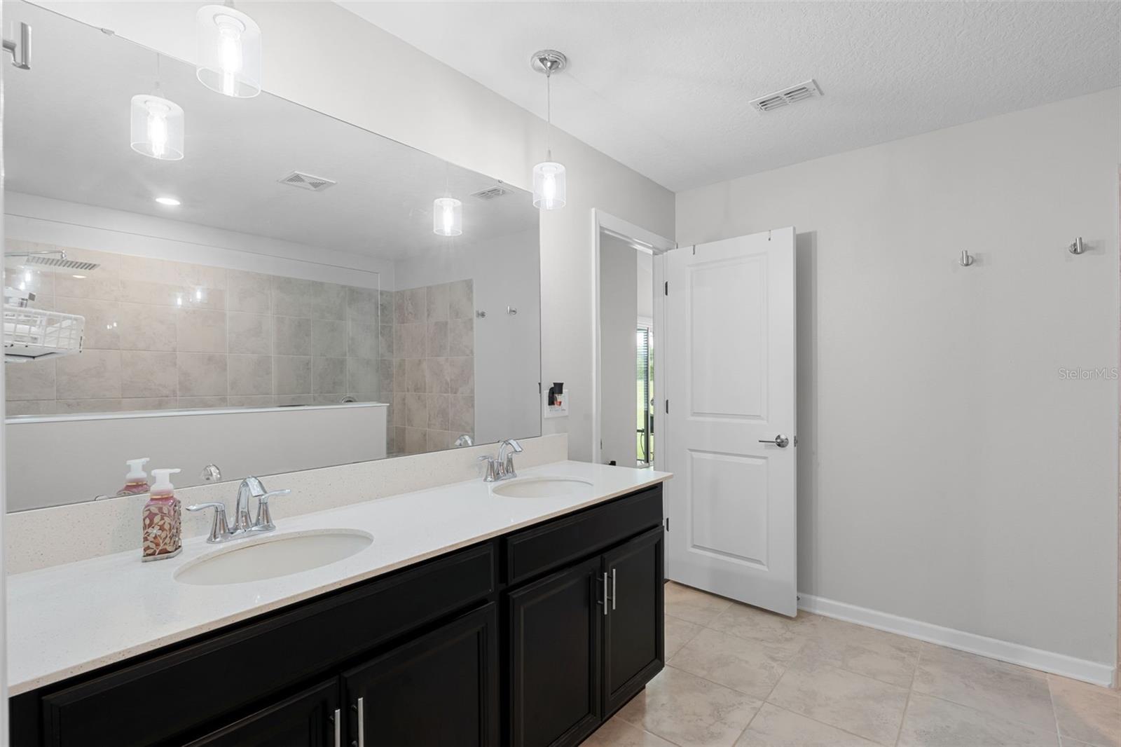 Image 26 of 37 For 5705 Alenlon Way