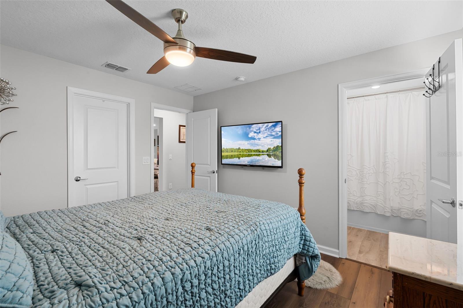 Image 28 of 37 For 5705 Alenlon Way