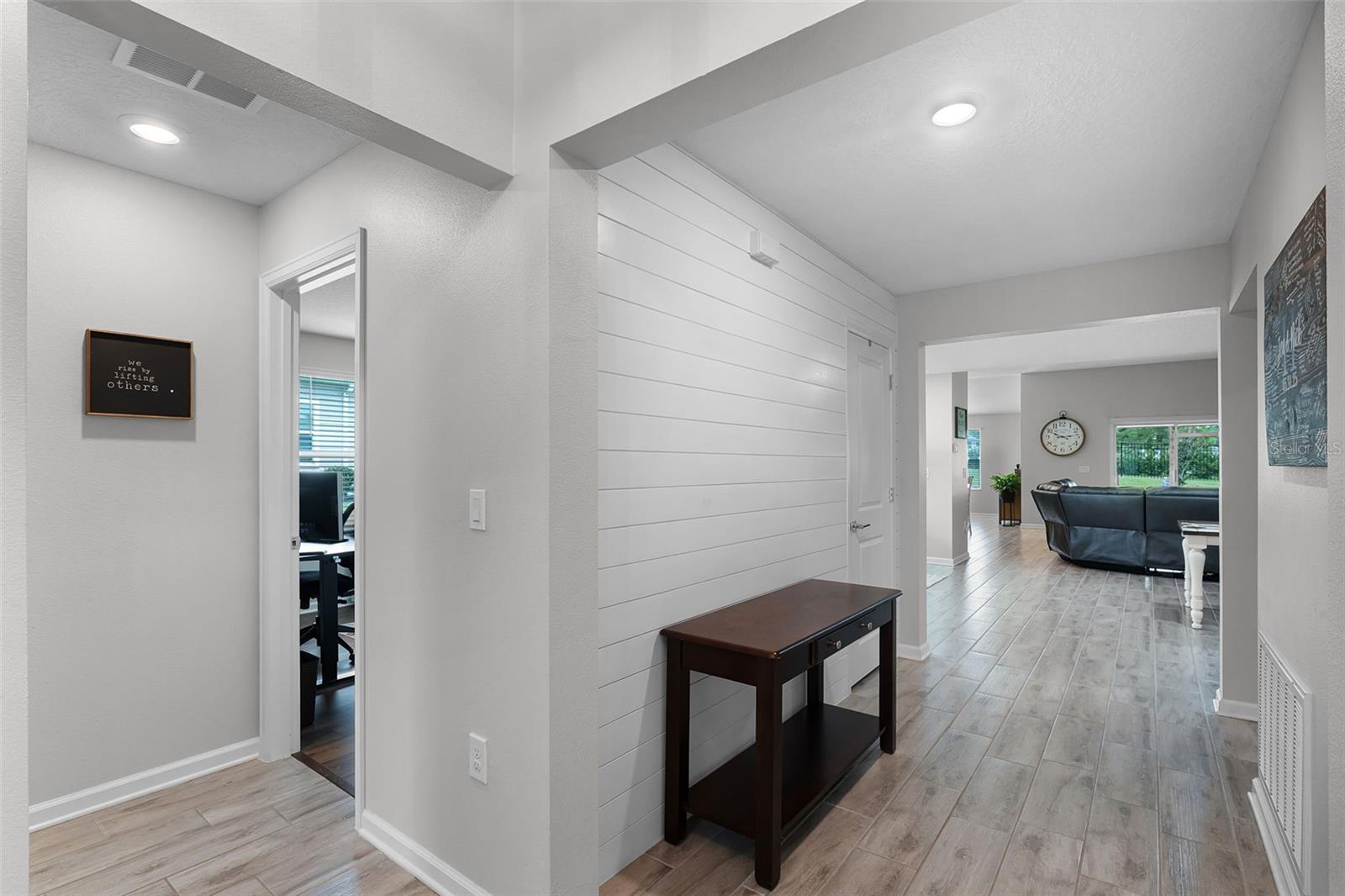 Image 4 of 37 For 5705 Alenlon Way