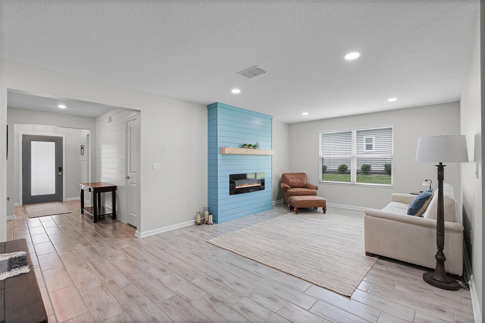 Image 6 of 37 For 5705 Alenlon Way